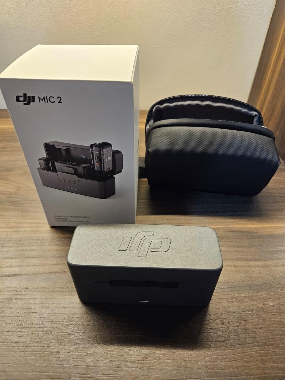 DJI Mic 2 (2 TX + 1 RX + Charging Case), All-in-one Wireless Microphone, Intelligent Noise Cancelling, 32-bit Float Internal Recording, 250m (820 ft.) Range, Microphone for iPhone, Android, Camera customer photo 2