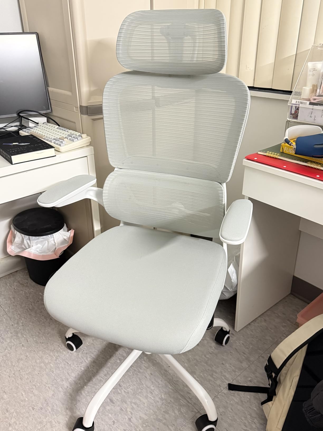 TRALT Office Chair Ergonomic Desk Chair, 330 LBS Home Mesh Office Desk Chairs with Wheels, Comfortable Gaming Chair, High Back Office Chair for Long Hours (Black) customer photo 1