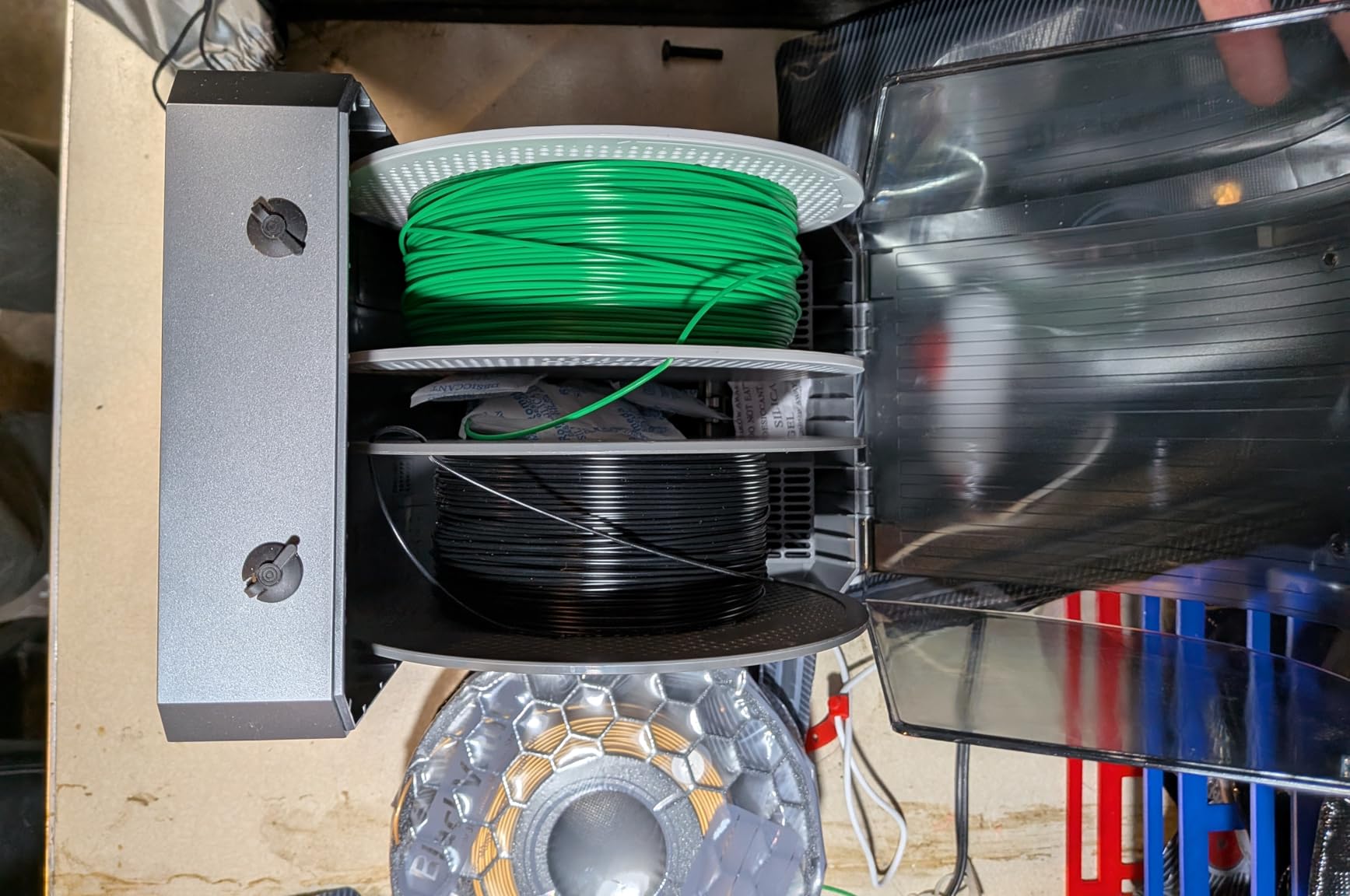 2026 New Official CREALITY Filament Dryer Box Pro 2.0 with Fans, Upgraded 360° Hot-air Circulates Heating, 1KG 3D Printer Filament Dehydrator Dry During Printing for 1.75/2.85mm PLA PETG ABS TPU Nylon customer photo 2