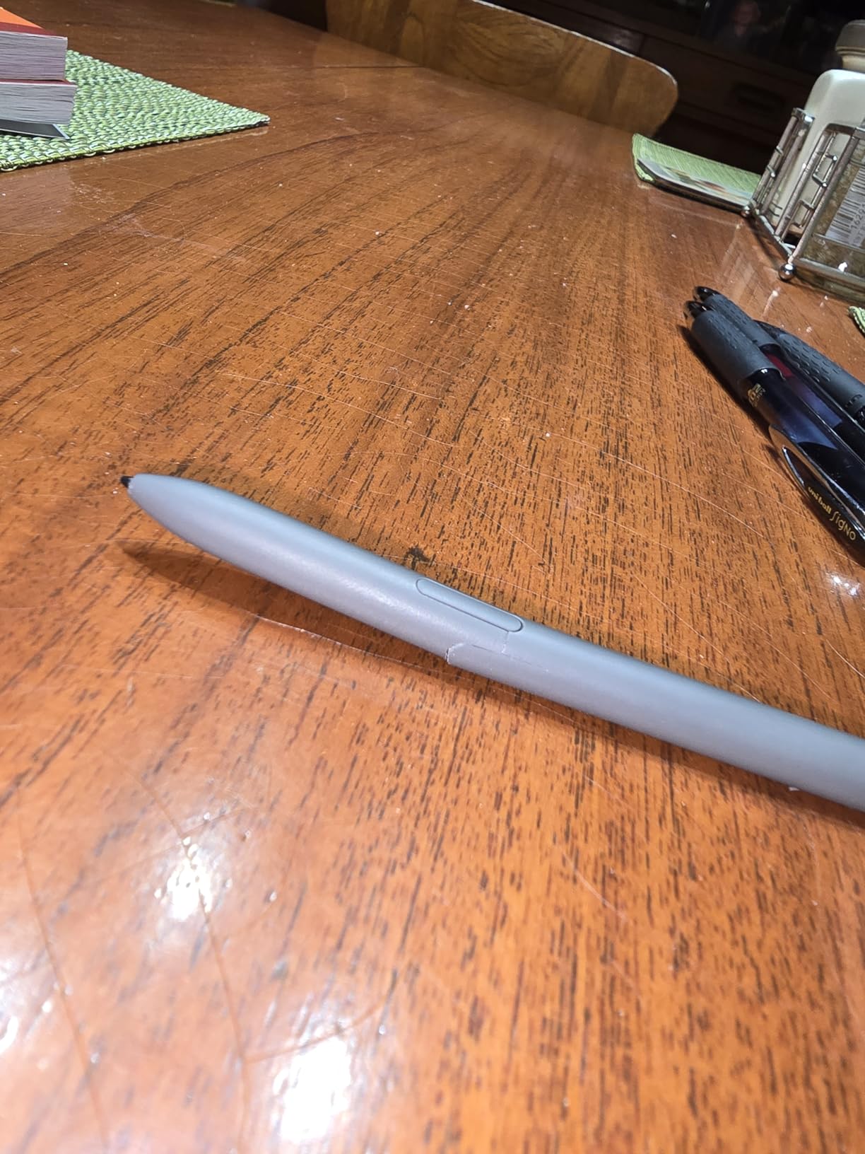 Galaxy Tab S9 FE S Pen, Precise Writing and Navigation, IP68 Certified Water Resistant, Attaches to Tablet Magnetic Holder, Air Command, US Version, Black customer photo 1