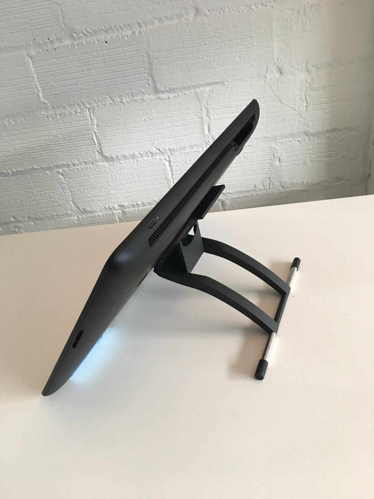 Wacom Cintiq 16 Drawing Tablet with Screen, 16 inch Display, Pro Pen 3 (Battery-Free), 100% sRGB Pen Display for Artists, Designers, Animation, Game Dev, Works with Mac, PC customer photo 1