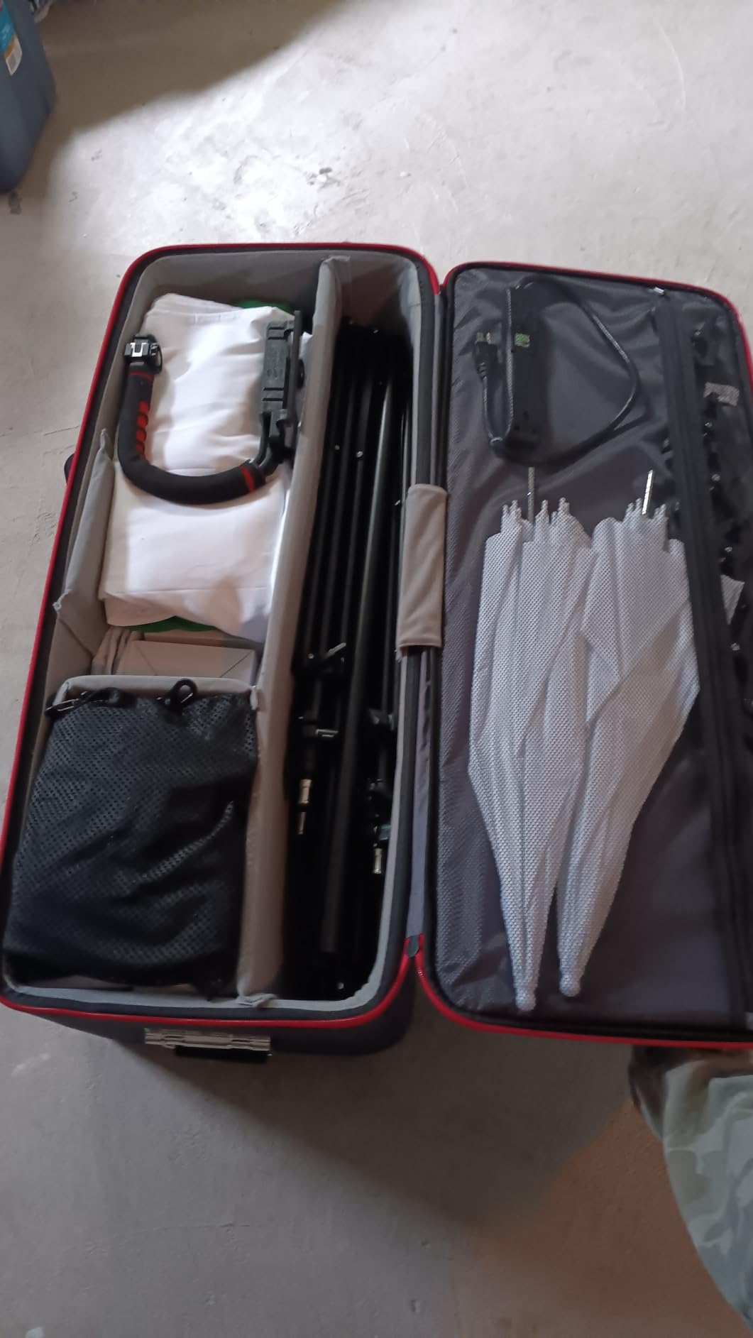 NEEWER Trolley Case for Photo Studio Equipment, 37.8