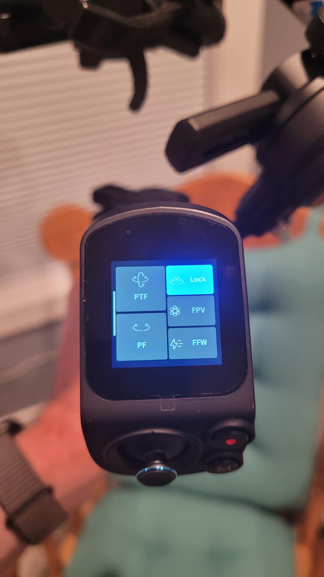 FeiyuTech SCORP 2 Gimbal Stabilizer for DSLR and Mirrorless Camera, Integrated AI Tracking Sensor, 3-Axis Camera Stabilizer for Sony Canon Panasonic Nikon, 2.5kg Payload Touch Screen Vertical Shooting customer photo 2