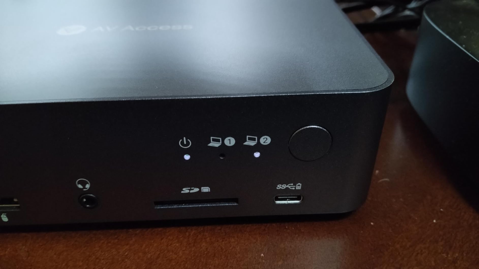 AV Access KVM Switch Dock 2 Monitors 2 Laptops, 4K KVM Switch Dual HDMI Monitor, 2 USB-C MST Ports, 60W PD for Each PC, 1G Ethernet, EDID Emulation, 2K@144Hz,1080P@240Hz,Ideal for Home Office & Gaming customer photo 2