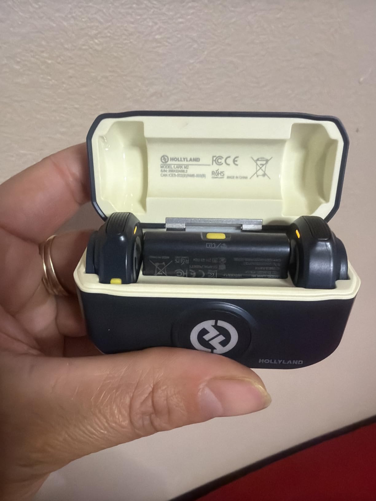 Hollyland Lark M2 Wireless Microphone for iPhone15/16/17&Android, USB C Mini Lapel Microphone Wireless, 1000ft Range, Hi-Fi Audio, Noise Cancellation, 30H Battery for Video Recording, Streaming customer photo 2