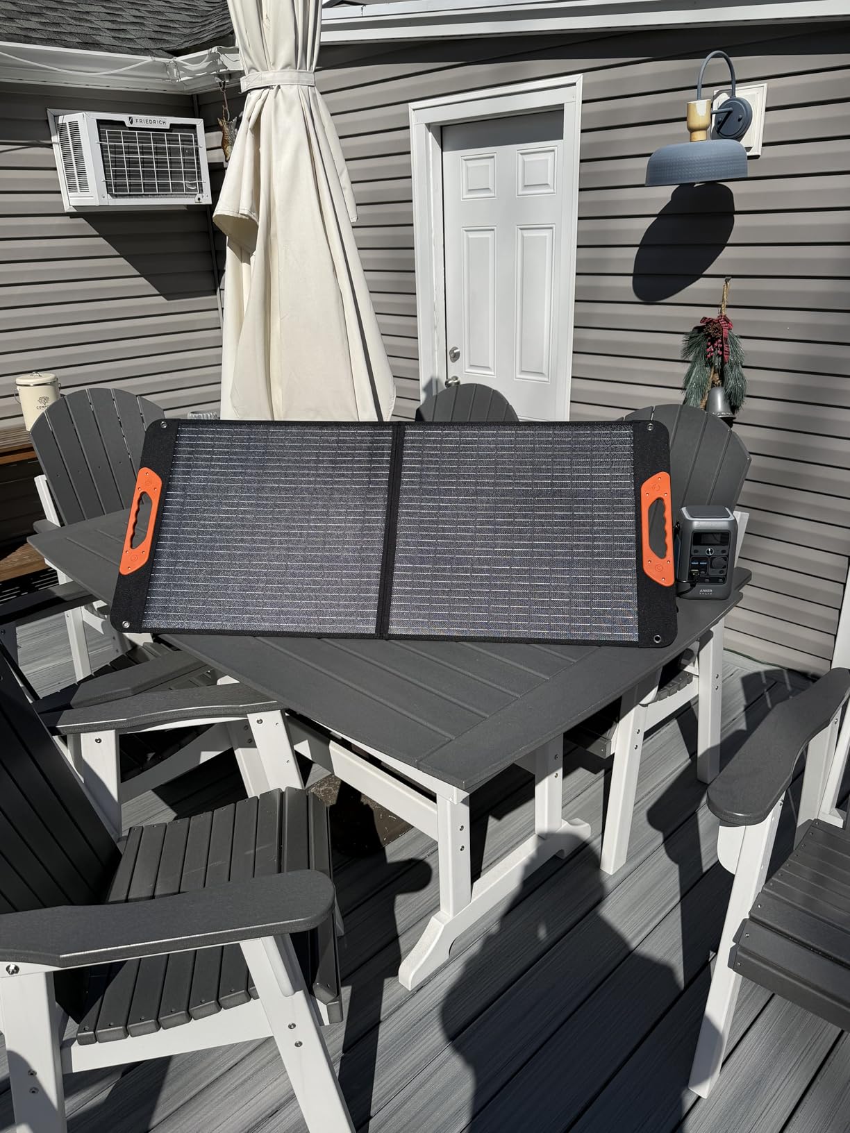 ZOUPW 100W Portable Solar Panel with 5-in-1 Cable,23.5% Efficiency Mono Foldable Solar Charger for Jackery 300/Ecoflow River/Anker/Bluetti,IP67 Waterproof for Camping RV Off-Grid Emergency Power customer photo 1