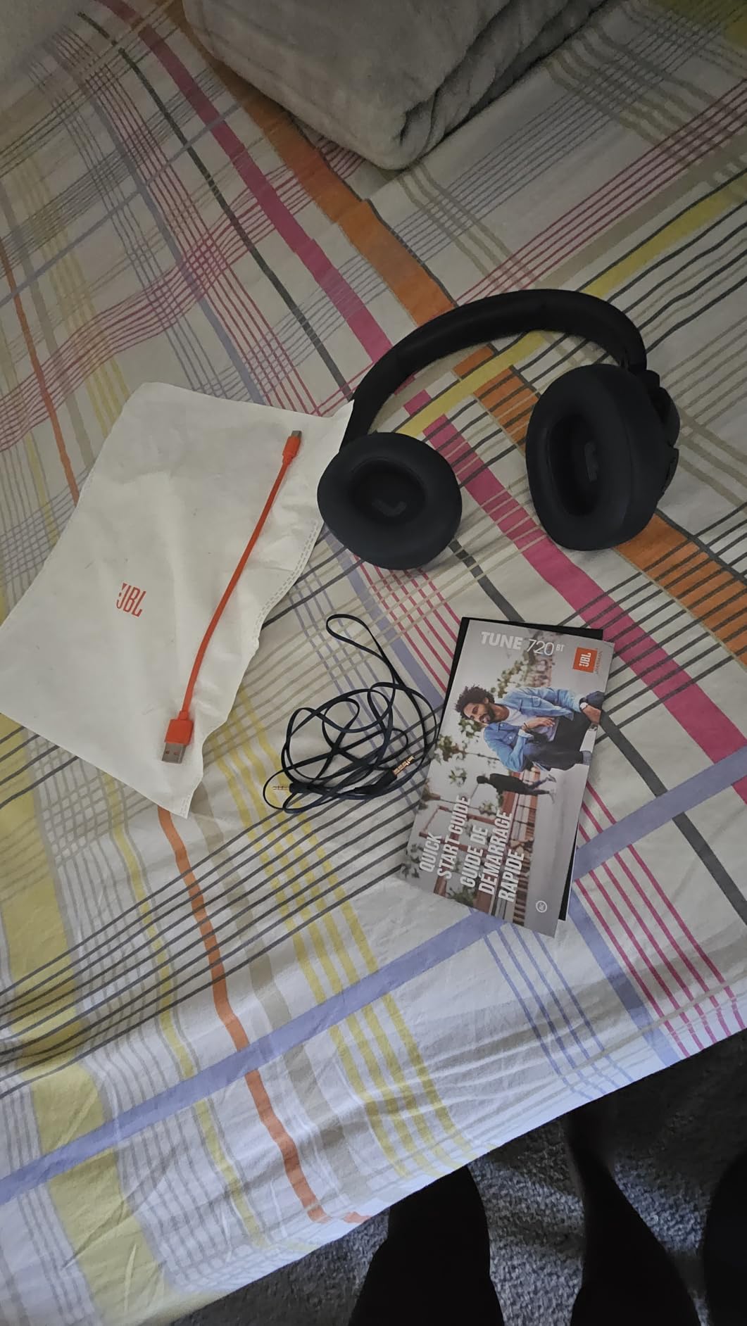 JBL Tune 720BT - Wireless Over-Ear Headphones with JBL Pure Bass Sound, Bluetooth 5.3, Up to 76H Battery Life and Speed Charge, Lightweight, Comfortable and Foldable Design (Black) customer photo 2