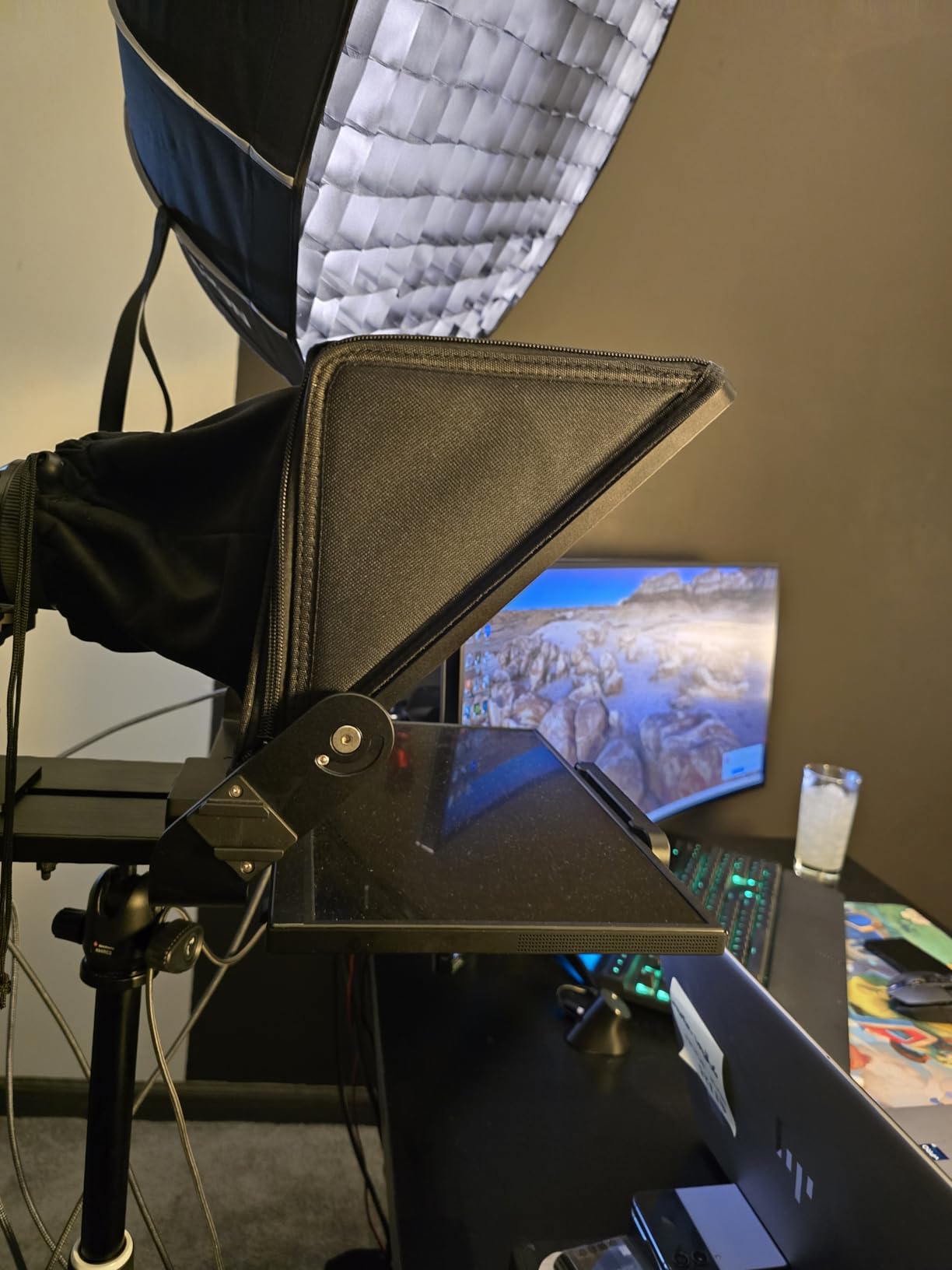 NEEWER Teleprompter X14 III with RT113 Remote/App Control, 45° Tilt 14