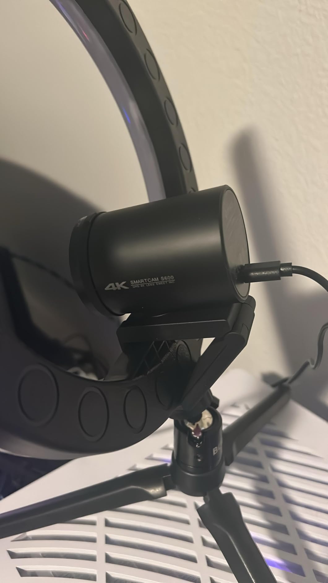 EMEET S600 4K Webcam for Streaming - Sony 1/2.55'' Sensor, PDAF Autofocus, 1080P@60FPS, 2 Noise Reduction Mics, Built-in Privacy Cover, 73° FOV, Streaming Camera for Live Commerce/Gaming/Beauty customer photo 1