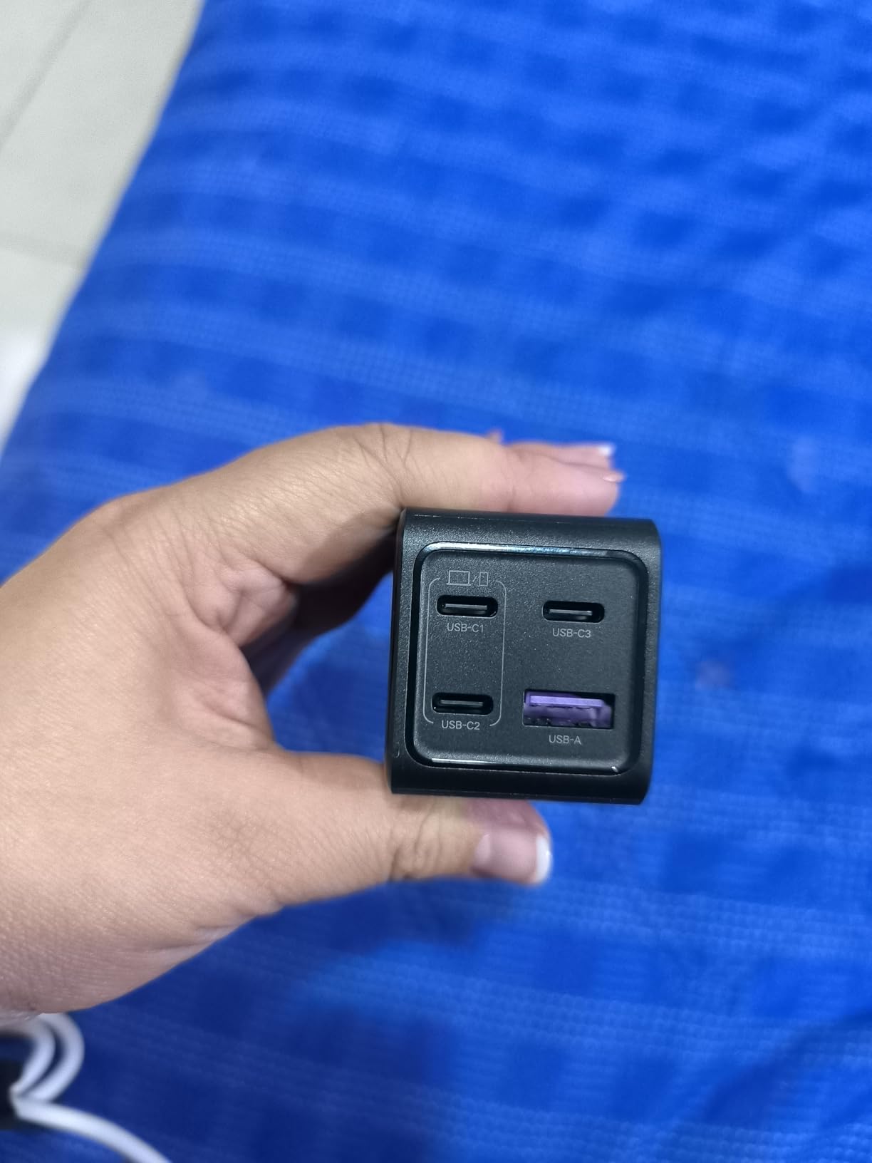 Nexode 65W GaN USB C Wall Charger, 4-Port Fast Type-C Charger Compatible with MacBook Pro/Air, iPhone 17/16/15 Series, Galaxy S25/S24, Pixel 10/9, iPad Pro, Steam Deck customer photo 2