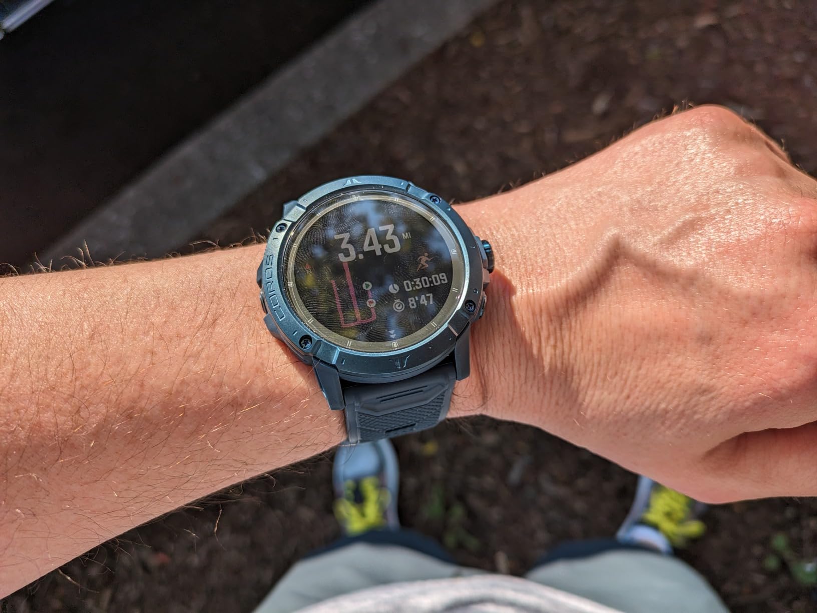 COROS VERTIX 2S Adventure GPS Watch, 40 Days Battery Life, GPS Navigation with Global Offline Maps, Route Planner, Heart Rate Monitor, Rock Climbing, Skiing, Running, Biking - Moon Silver customer photo 1