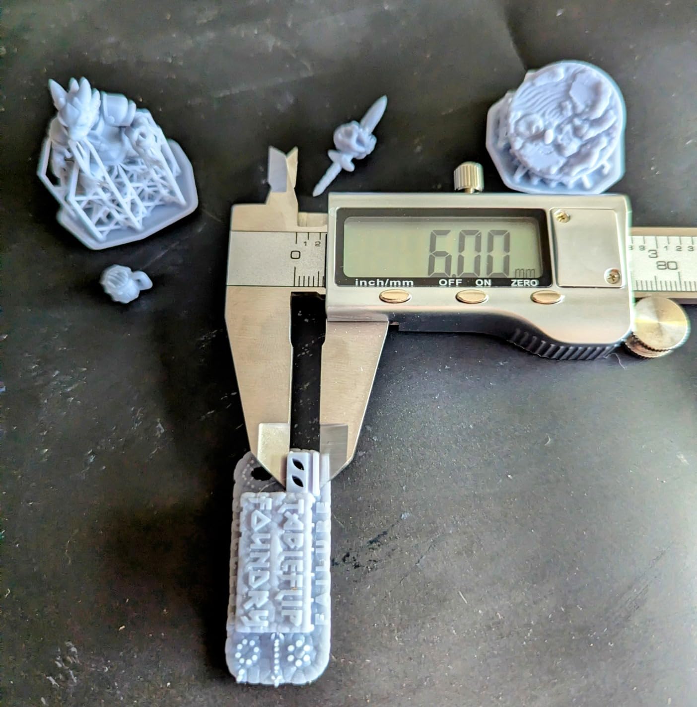 ELEGOO Saturn 4 Ultra 12K Resin 3D Printer, with Smart Automatic Leveling, 10-Inch 12K Monochrome LCD, 150mm/h Faster Printing Speed,8.62 × 4.84 × 8.66 Inch Printing Size customer photo 2