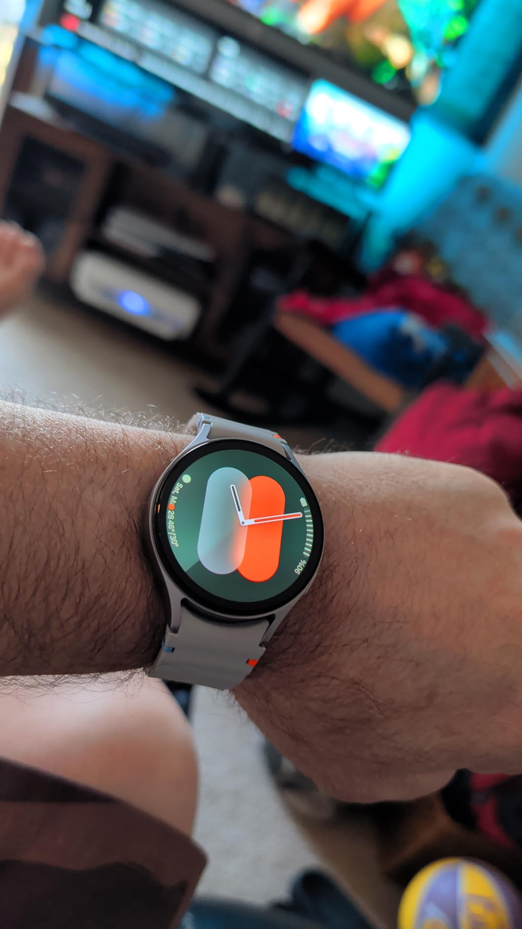 Galaxy Watch 7 40mm Bluetooth AI Smartwatch w/Energy Score, Wellness Tips, Heart Rate Tracking, Sleep Monitor, Fitness Tracker, 2024, Cream [US Version, 1Yr Manufacturer Warranty] customer photo 1