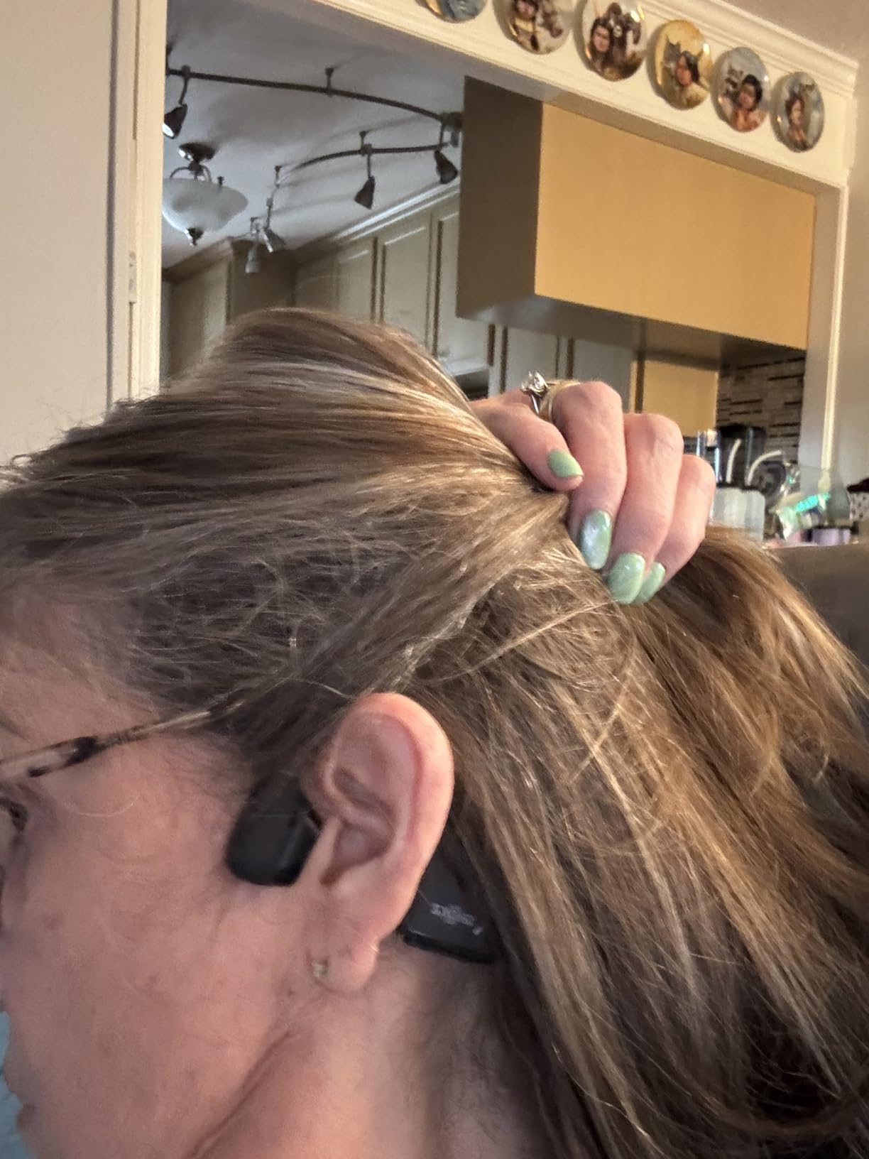 SHOKZ New OpenRun Pro 2 Mini -Open-Ear, Bone Conduction Sport Headphones -with Reflective Strip -Sweat Resistant, Workout Headphones -Secure, Wireless, Comfortable Fit-Deep Bass and Smart Mic App customer photo 2