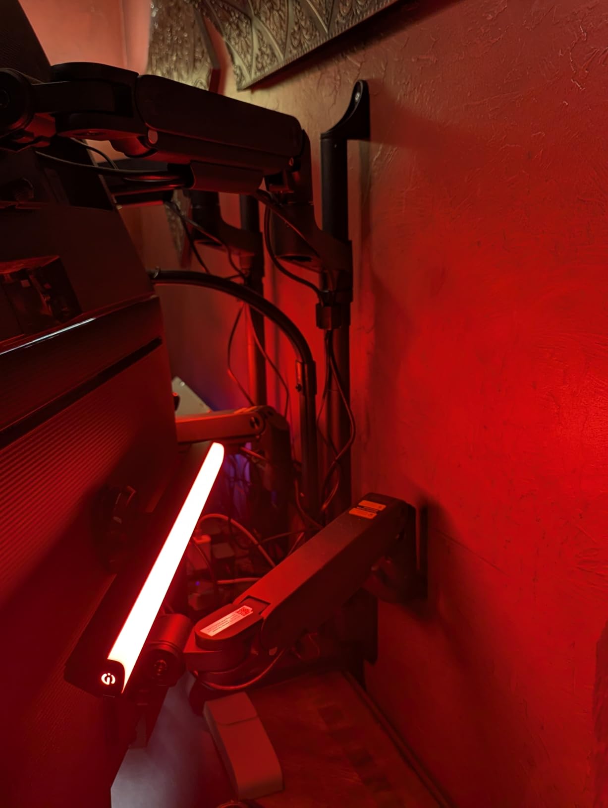 ARES WING Wall Mount Monitor Arm for 17-49 Inch Ultrawide Screens, Heavy Duty Single Monitor Mount Holds 44 lbs, Fully Adjustable Gas Spring Wall Mount, 75x75/100x100 VESA Mount, Black customer photo 2