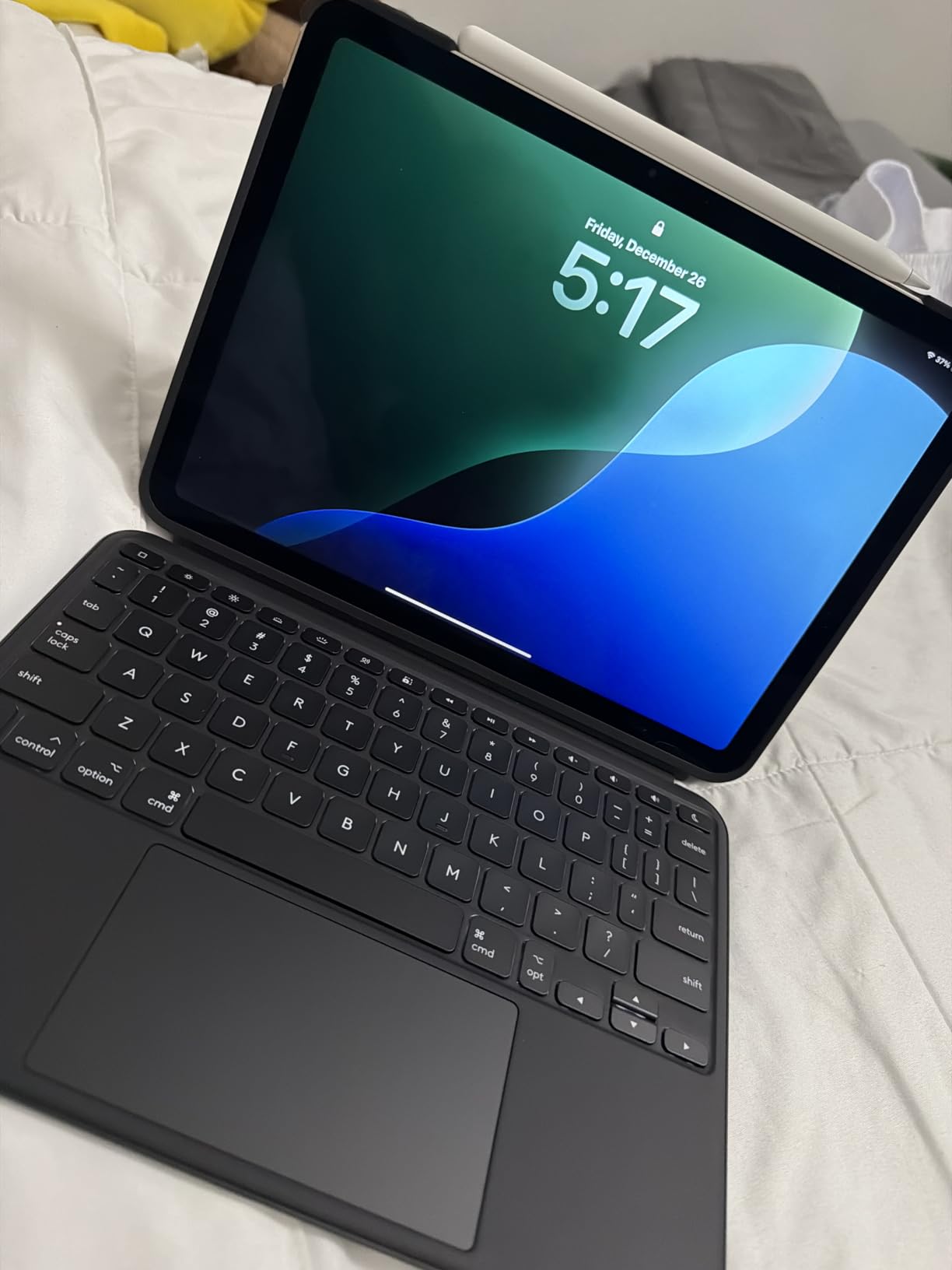 Logitech Combo Touch iPad Air 11-inch (M2, M3 & M4), iPad Air (5th gen) Keyboard Case - Detachable Backlit Keyboard with Kickstand - Midnight Black customer photo 1