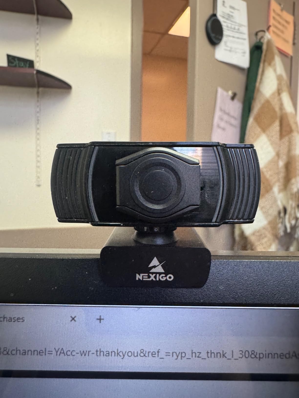 3 Pack Knomix Universal Webcam Cover Desktop Computer External Webcam Lens Cover Shutter Cap Hood, Streaming Web Camera Privacy Cover Clip for Logitech HD Pro Webcam C270/C615/C920/C930e/C922X etc. customer photo 1