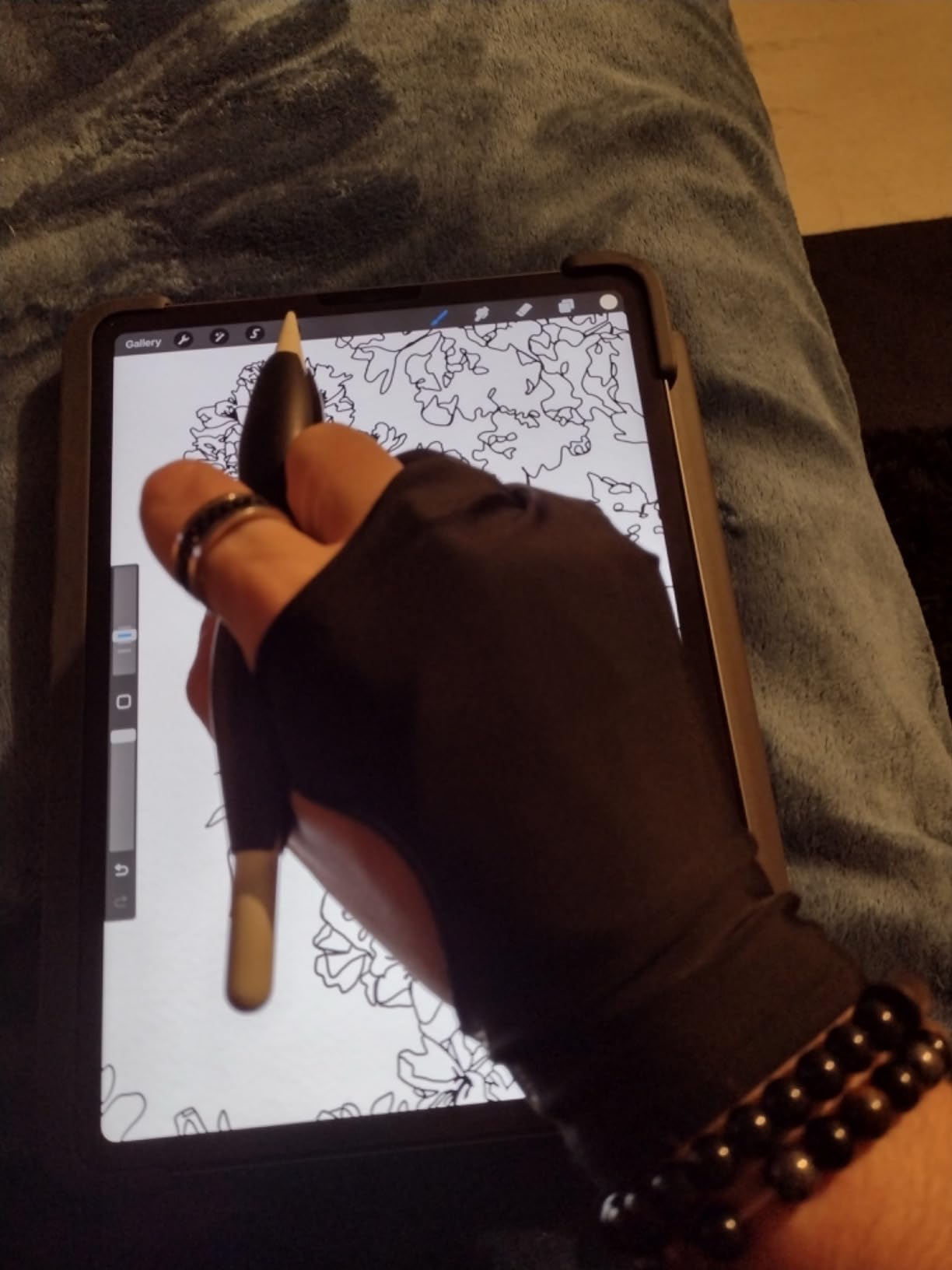 Artist Glove for iPad, Drawing Tablet, Sketching // Two & Three Finger Tap // Right or Left Hand customer photo 1