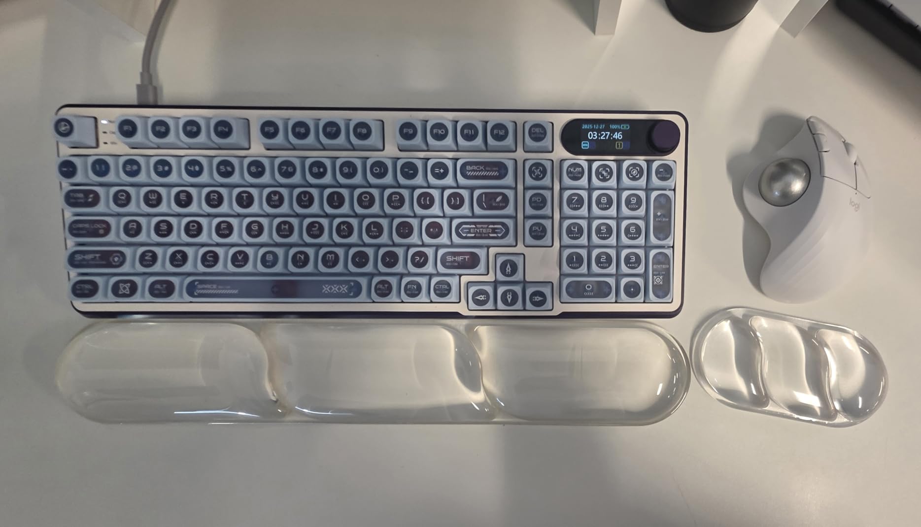 Logitech Ergo M575S Wireless Trackball Mouse customer photo 2