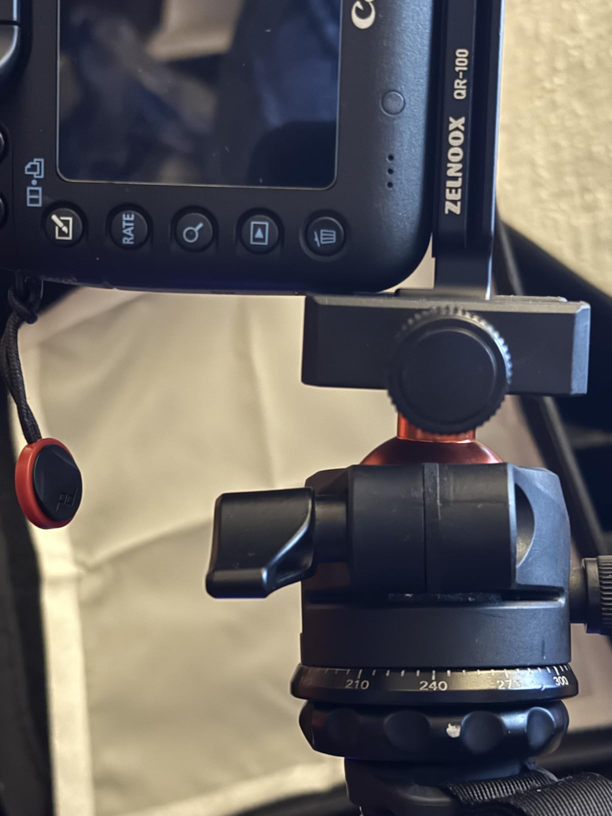 ARCA Dovetail Quick-Release Plate, The Slight L-Shaped Design Gives It an Anti-Twist Feature. The Long Slide Groove 1/4