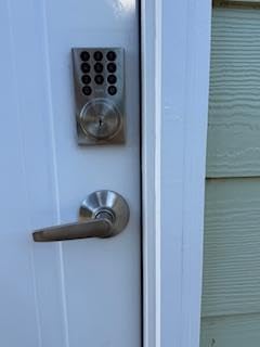 eufy Security Smart Lock C30, Keyless Entry Door Lock, Built-in WiFi Keypad Deadbolt for Front Door, No Bridge Required, Easy Installation, App Remote Control, Reliable Power, BHMA Grade 3 customer photo 2