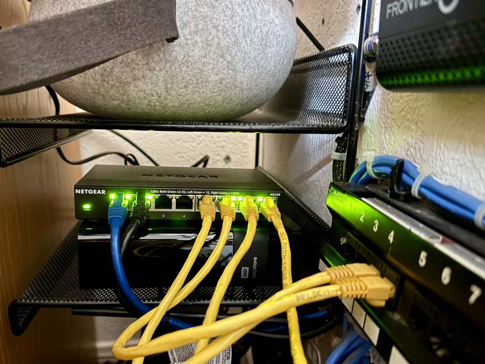 NETGEAR 8-Port 2.5G Multi-Gigabit Ethernet Easy Smart Managed Essentials Network Switch (MS308E) - with 8 x 2.5Gbps Ports, Desktop or Wall Mount, Metal Case customer photo 1