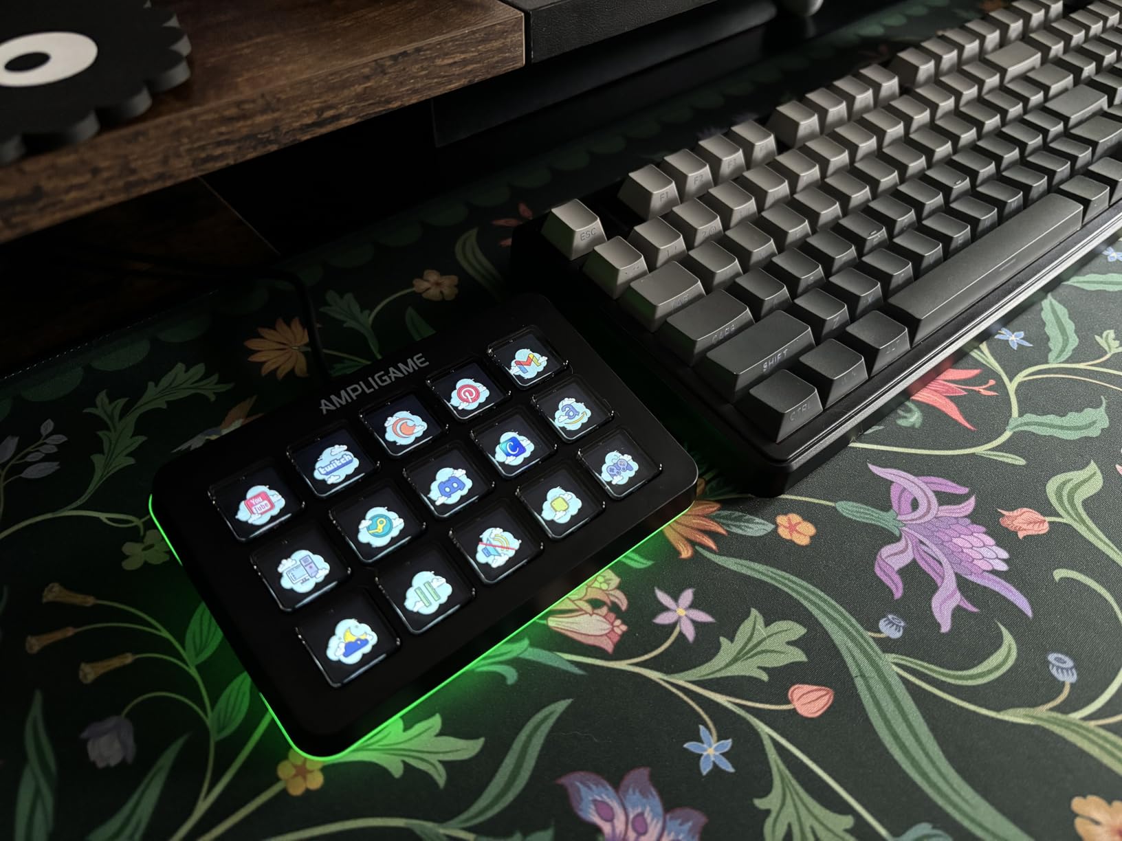 FIFINE AmpliGame Stream Controller with 15 Macro Keys, Streaming Keyboard with Trigger Actions in OBS/Twitch/YouTube/Streamlabs, Shortcut Buttons Keypad Works with Mac and PC-D6 customer photo 2