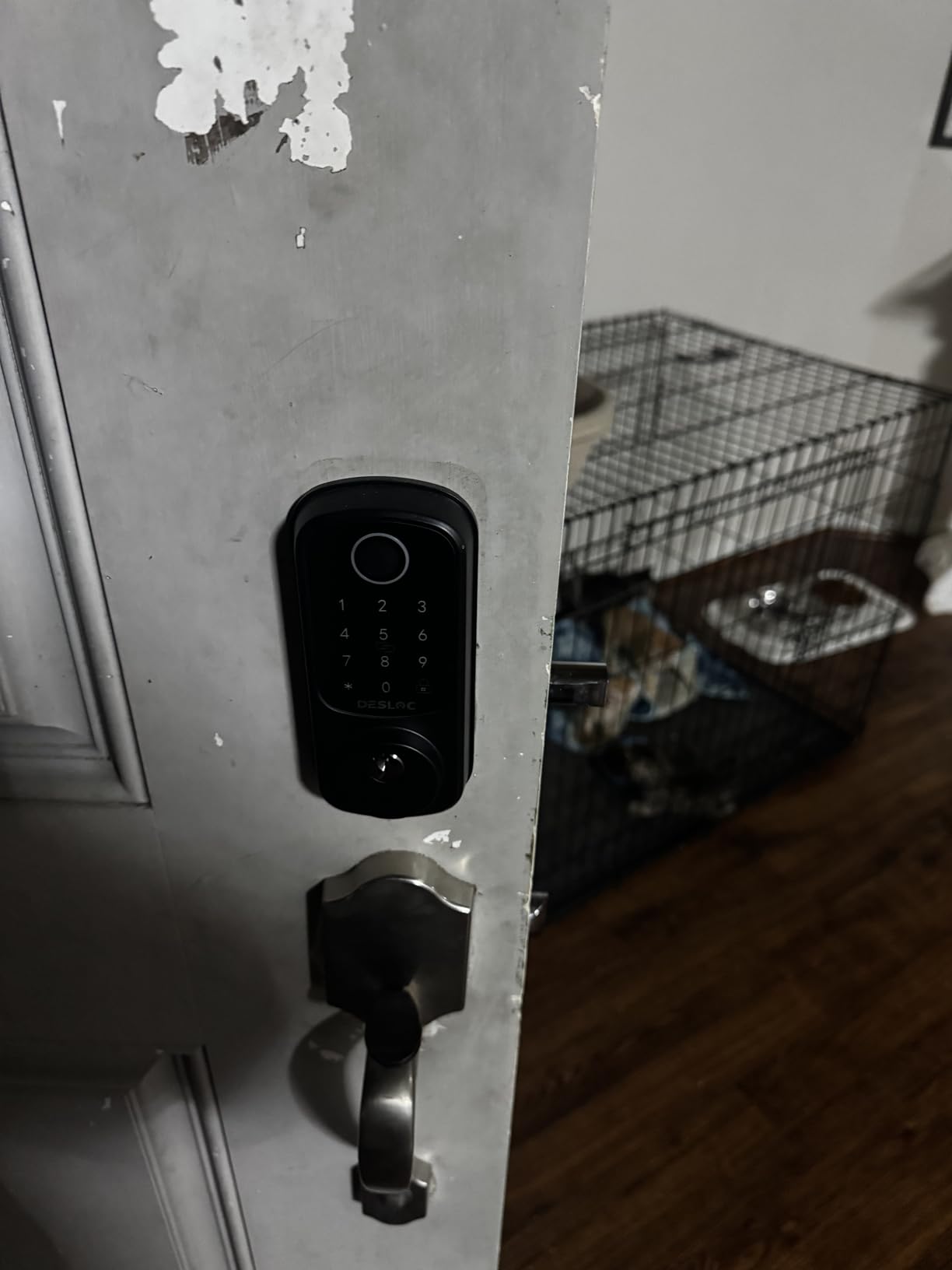 DESLOC Smart Door Lock B200, Smart Deadbolt Lock, Keyless Entry Door Lock, Fingerprint Smart Lock, Smart Locks for Front Door, App Control, Touchscreen Keypad, 12-Month Battery, BHMA Grade 3 customer photo 2