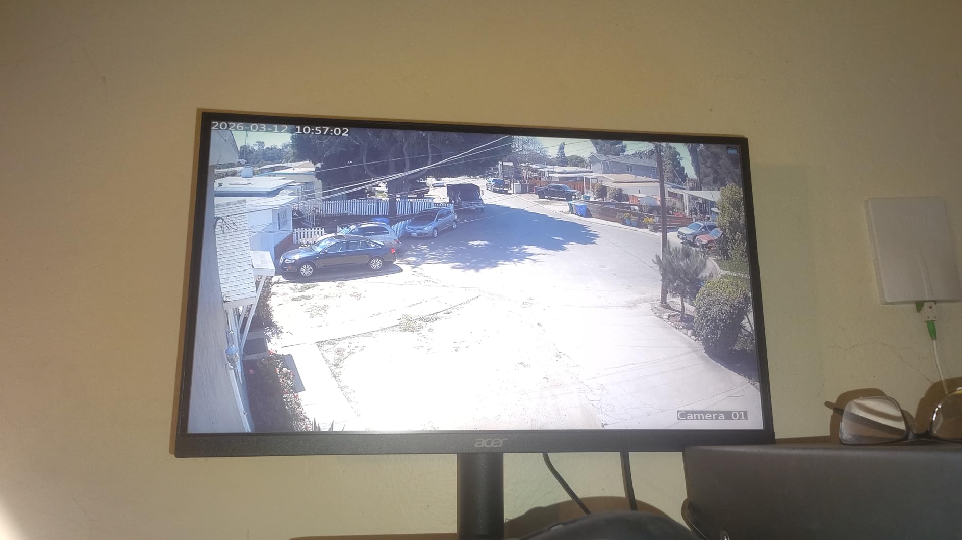 Hiseeu 4K Wired Security Camera System with Audio,Smart Color Night Vision,3TB Hard Drive,AI Human/Vehicle Detection,8PCS 8MP IP67 Weatherproof Home CCTV Cameras,Indoor/Outdoor Surveillance DVR Kit customer photo 1