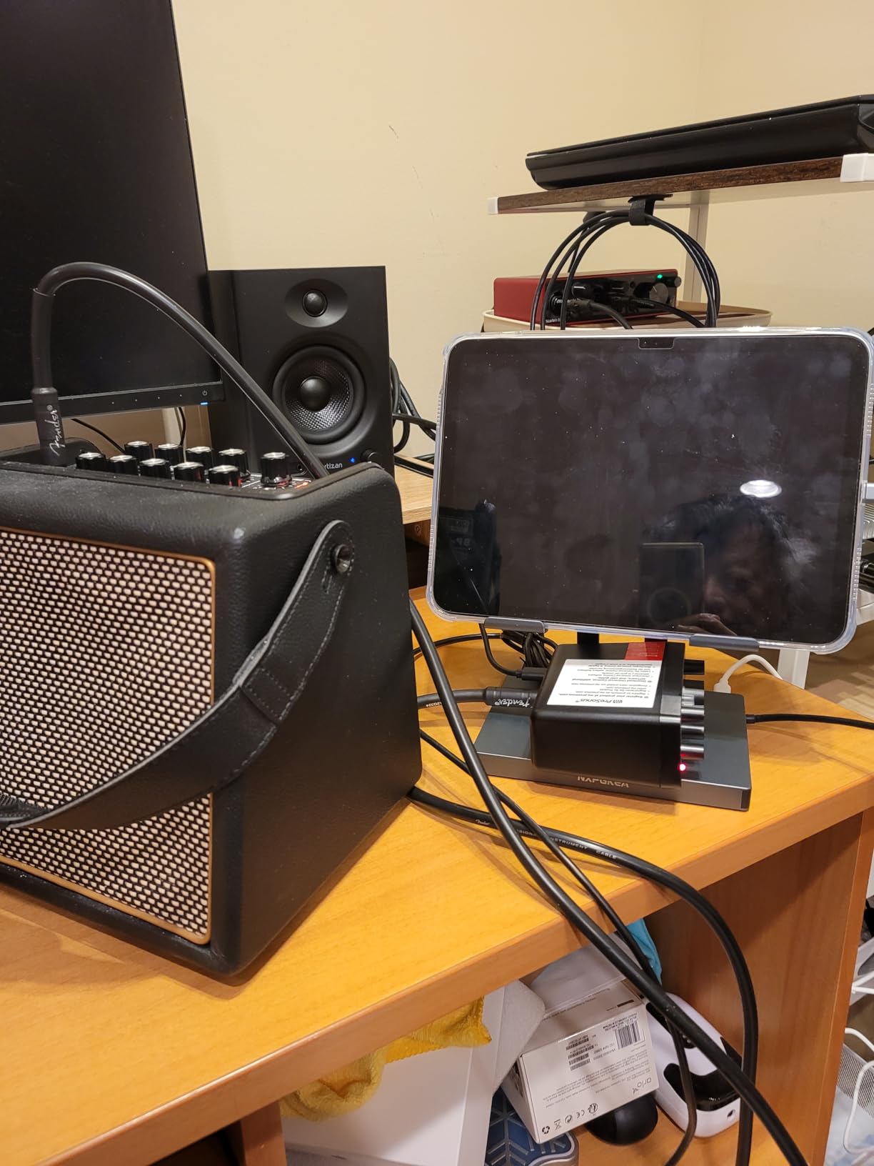 PreSonus AudioBox Go Creator Complete Studio Recording Bundle with USB Audio Interface, Condenser Microphone, Monitoring Headphones customer photo 1