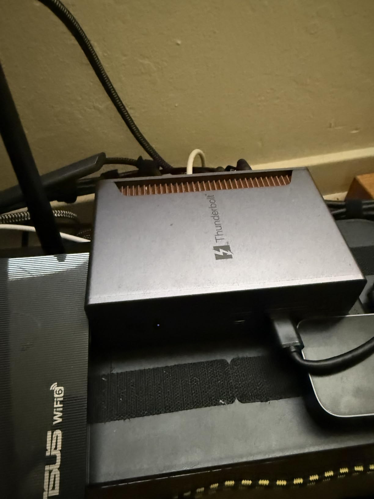 UGREEN Thunderbolt 5 Dock, 13-in-1, 120Gbps Transfer, Single 8K, Dual 6K60Hz Display, 140W Max Charging, 2.5GbE, SD/TF 4.0, Revodok Max 2131 for Thunderbolt 5/4 MacBooks and Windows Laptops customer photo 2