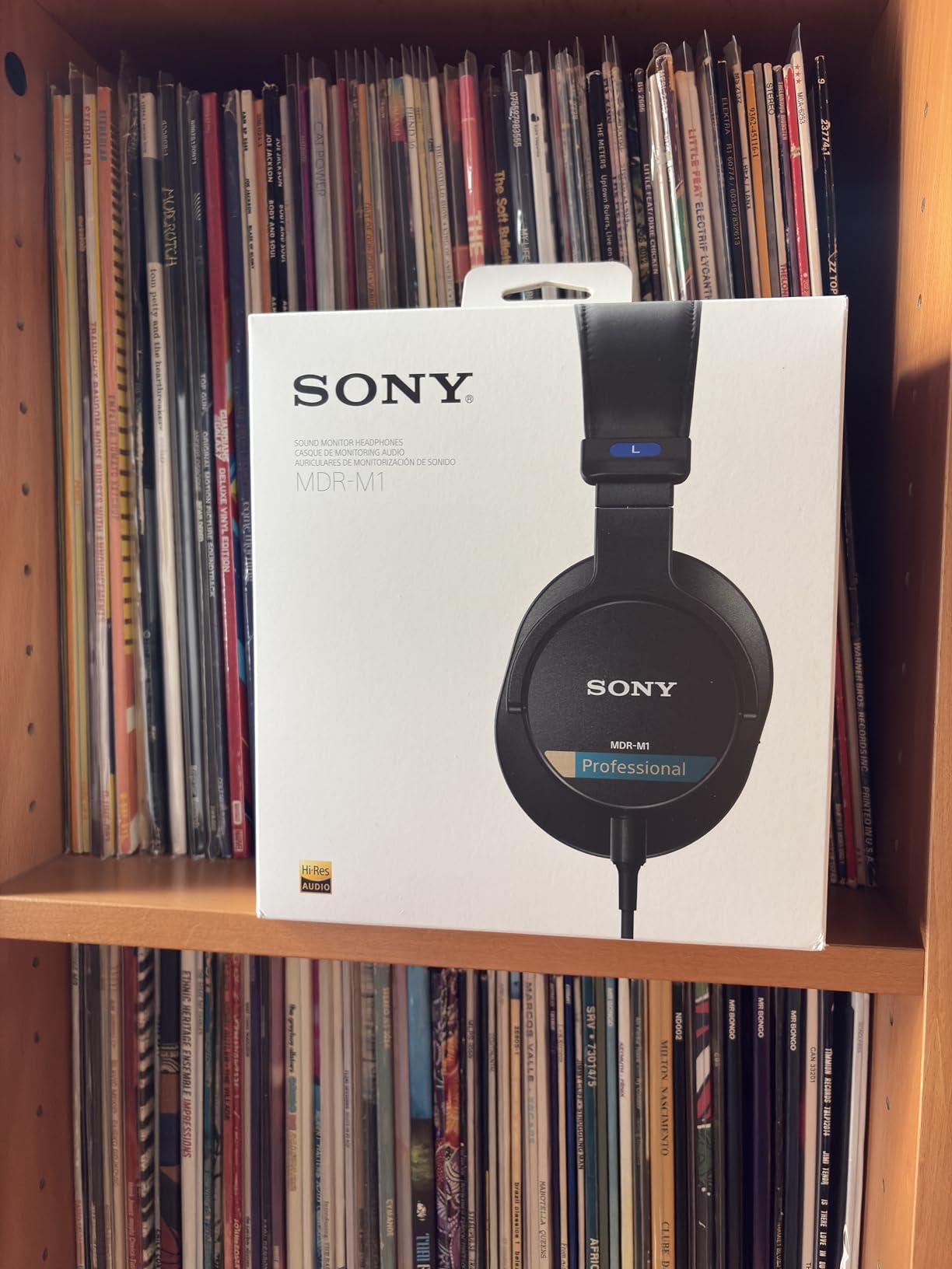 Sony MDR-M1 Professional Reference Closed Monitor Headphones customer photo 2