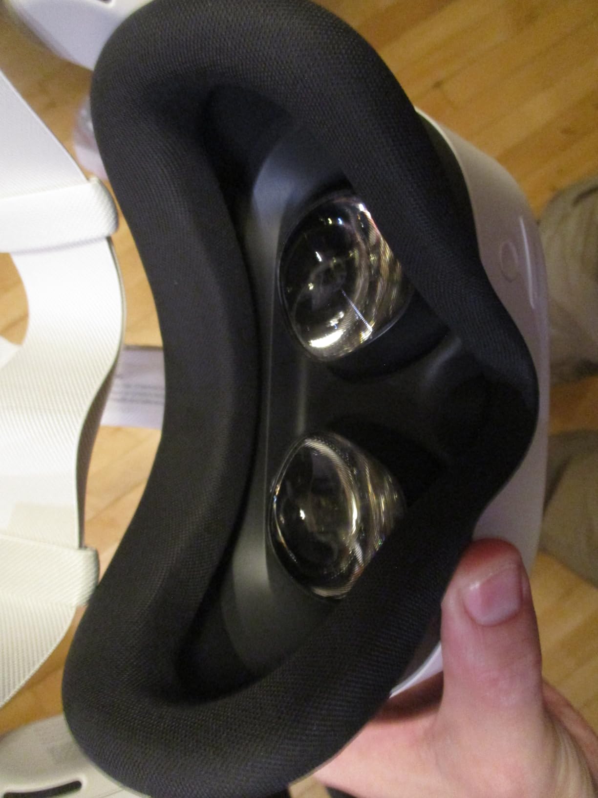 Meta Quest 3S 256GB | VR Headset - Thirty-Three Percent More Memory - 2X Graphical Processing Power - Virtual Reality Without Wires - Get Batman: Arkham Shadow Included Plus Access to 40+ Games customer photo 2