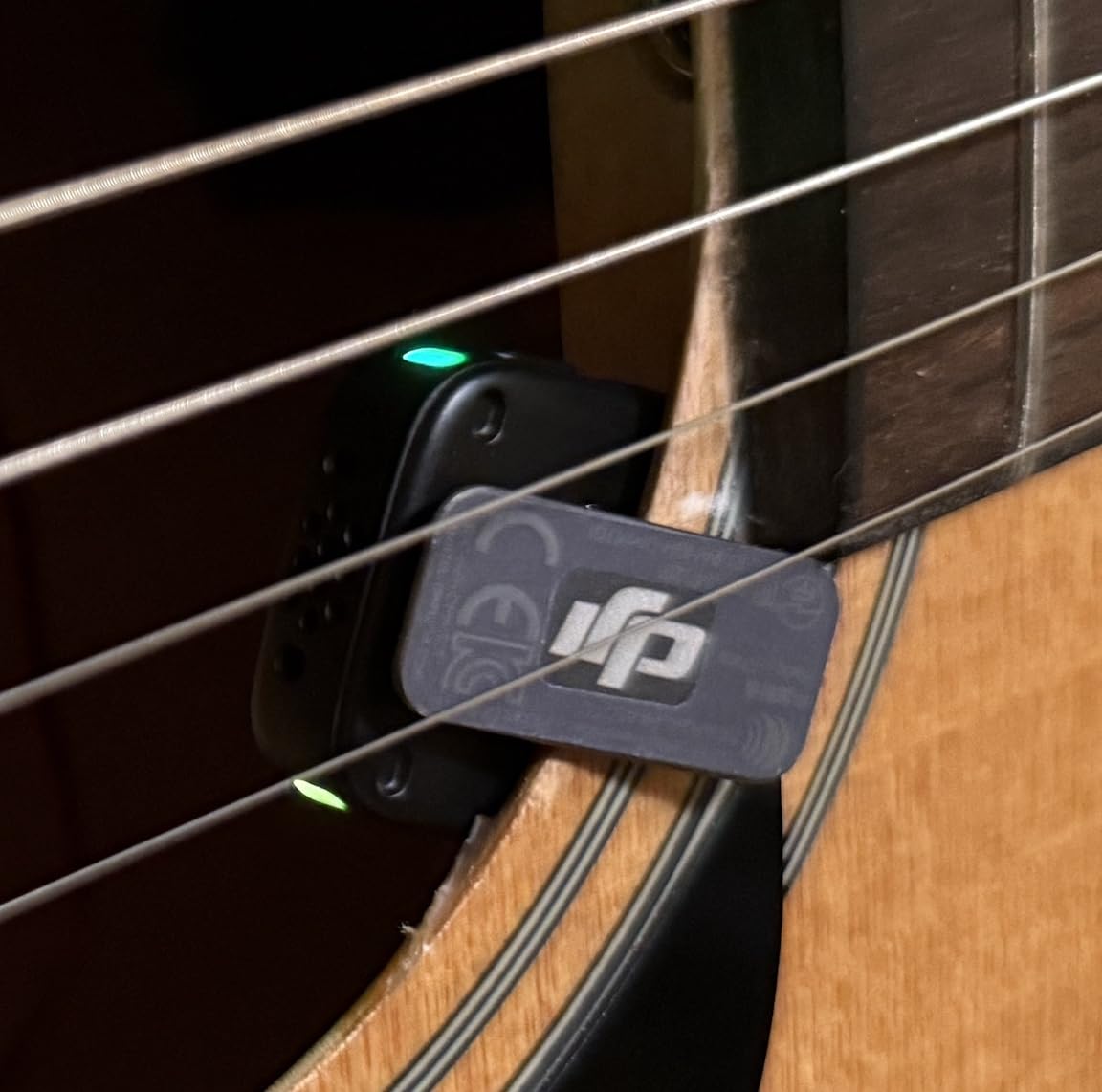 DJI Mic Mini (2 TX + 1 RX + Charging Case), Wireless Lavalier Microphone for iPhone/Camera/Android, Ultralight, Detail-Rich Audio, 48h Use, Noise Cancelling, Automatic Limiting, Vlog, Streaming customer photo 2