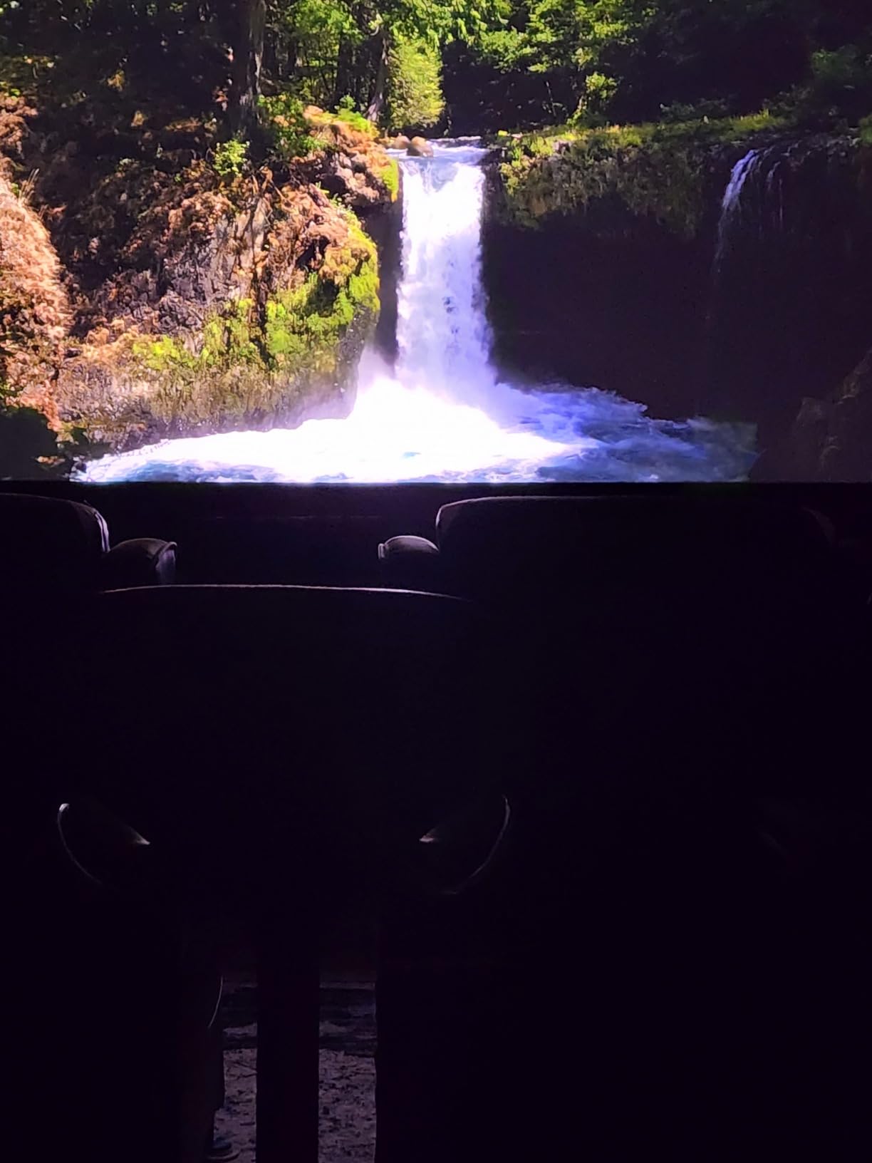 XGIMI Horizon S Max 4K Projector - IMAX Enhanced Portable Projector, Dolby Vision, 3100 ISO Lumens, Built-in Flexible Stand, Intelligent Screen Adaption customer photo 2