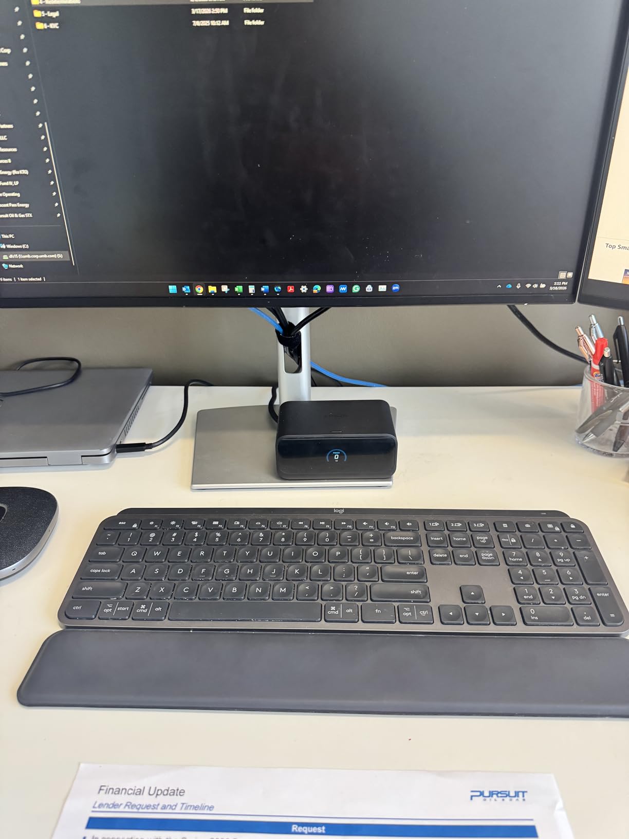 Nano Charging Station, 100W 7-in-1 Power Strip, 2.3ft InstaCord Retractable Cable, Gaming Desk Accessories for Multiple Devices, 3 AC, 3 USB C, 1 USB A, MacBook Charger, Home Office customer photo 1