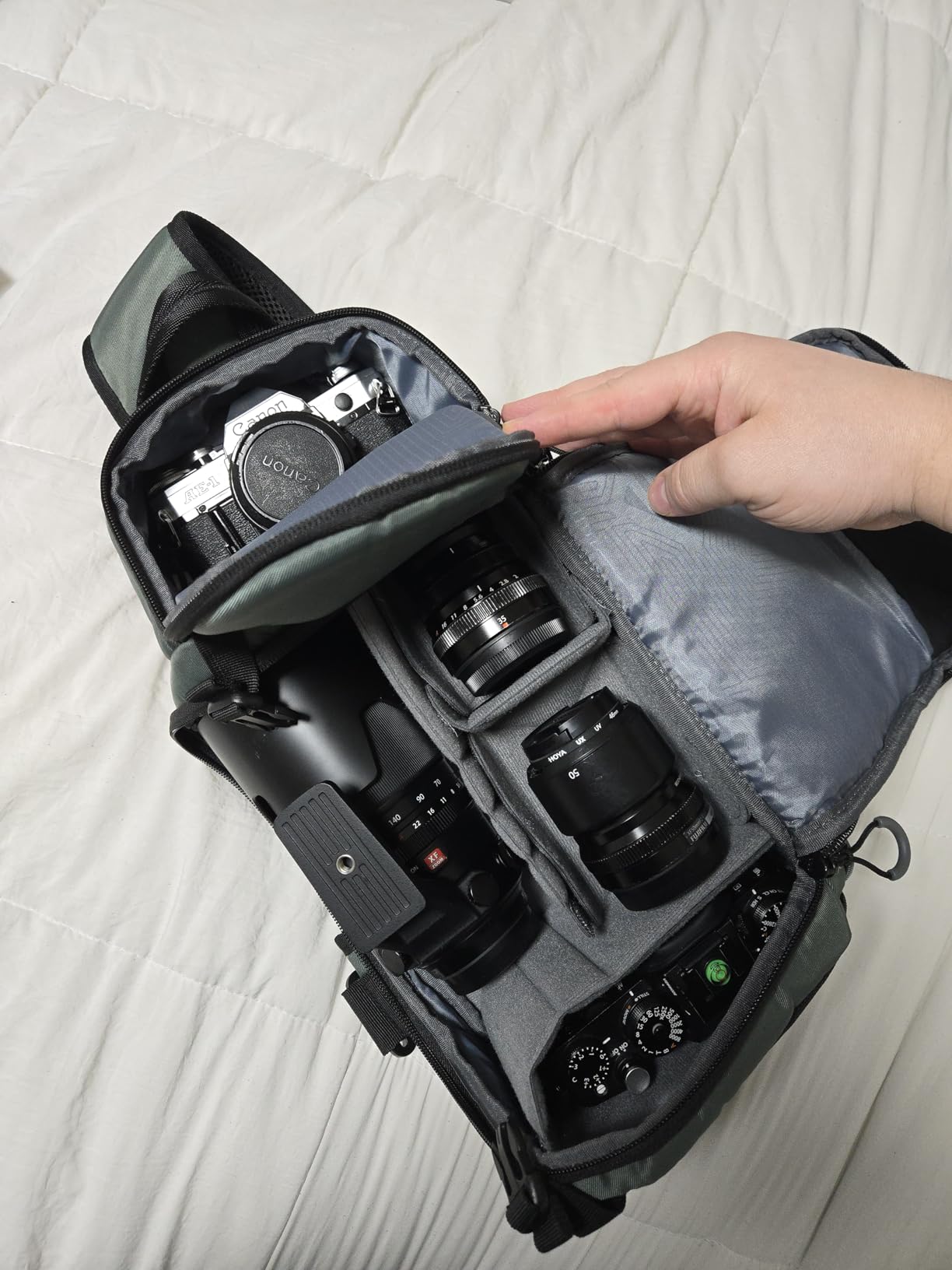 K&F CONCEPT Camera Sling Bag Crossbody Bag Hardshell Camera Shoulder Backpack DSLR/SLR/Mirrorless Camera Case Photography Bags for Photographer customer photo 1