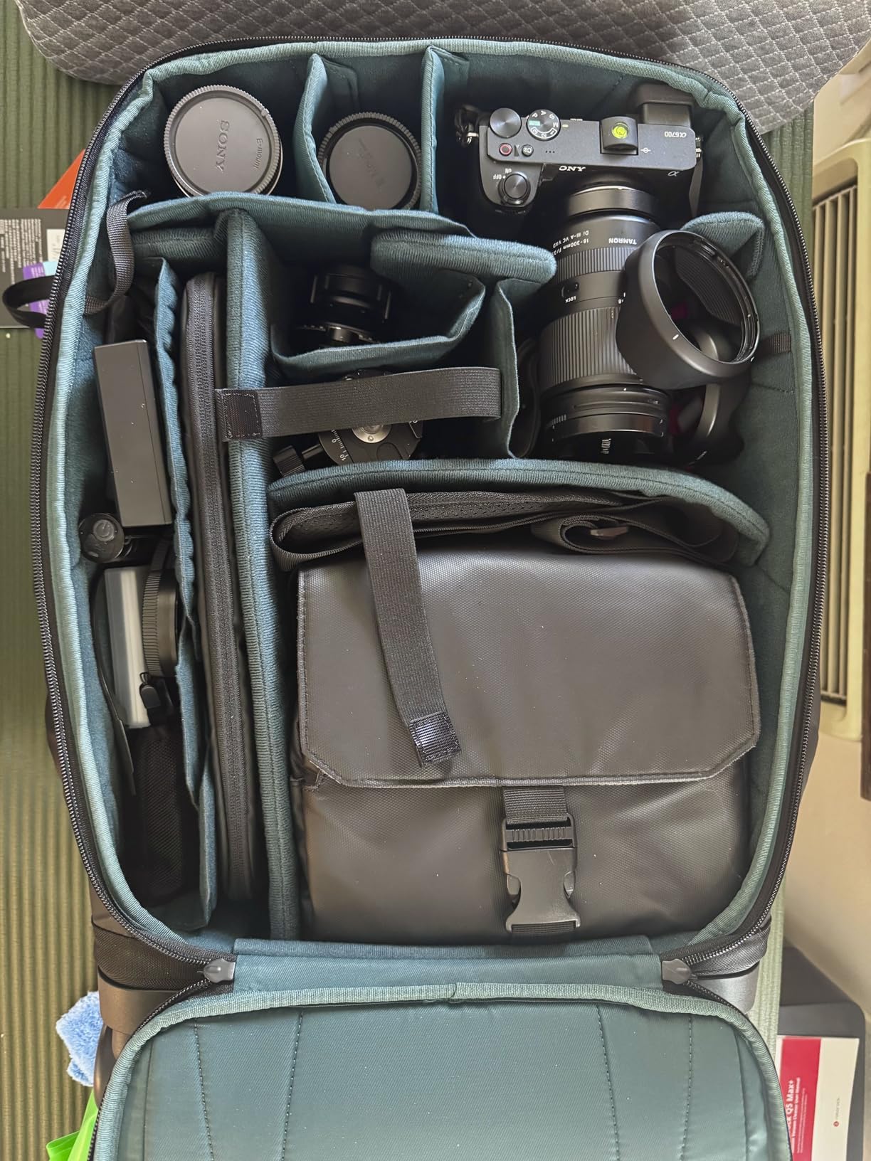 PGYTECH 2-in-1 Roller Camera Backpack, DSLR/SLR/Mirrorless Bag for Travel Photographers, Rolling Luggage with Tripod & Removable Modular & Rain Cover customer photo 1