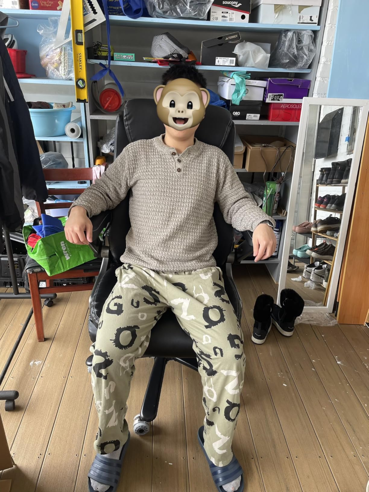 600LBS Large Heavy Duty Office Chair with 5D Flip Arms,Comfy Big and Tall Executive Office Desk Chair with Pocket Spring Cushion,High Back Computer Chair with Lumbar Support,Dual Rubber Wheel customer photo 2