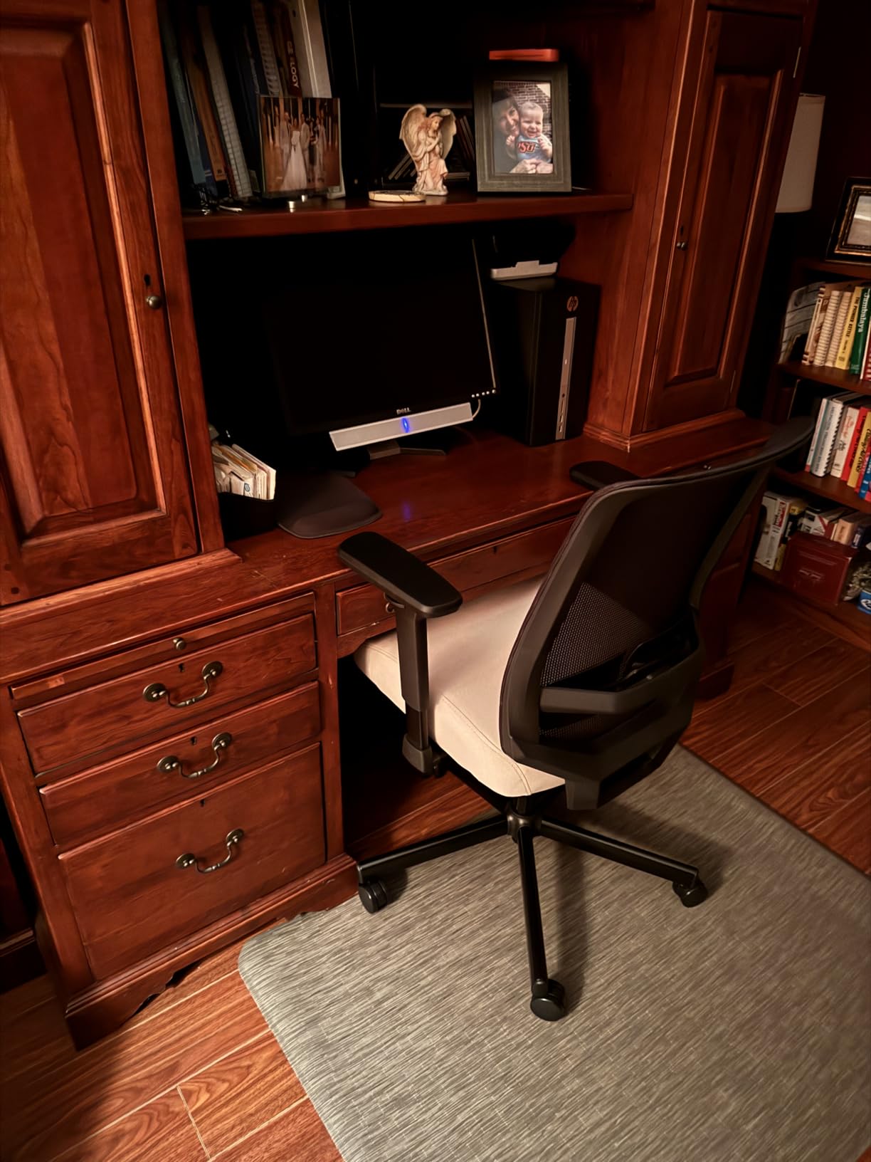 Ergonomic Office Chair, Mesh Computer Desk Chairs with Adjustable Lumbar Support, 3D Armrests, Tilt Function, Comfy Wide Seat, Swivel Executive Work Task Chair customer photo 2