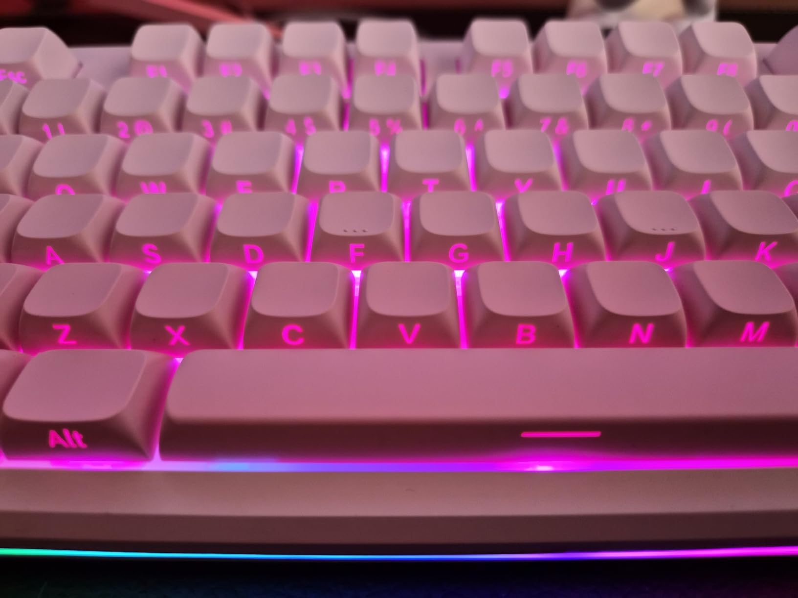 AULA S98 Pro Wireless Mechanical Keyboard with Screen & Knob, 2.4GHz/USB-C/BT5.0 Hot Swappable Creamy Keyboard, Pre-lubed Linear Switches, Side Printed PBT Keycaps, RGB Backlit Gaming Keyboards customer photo 1