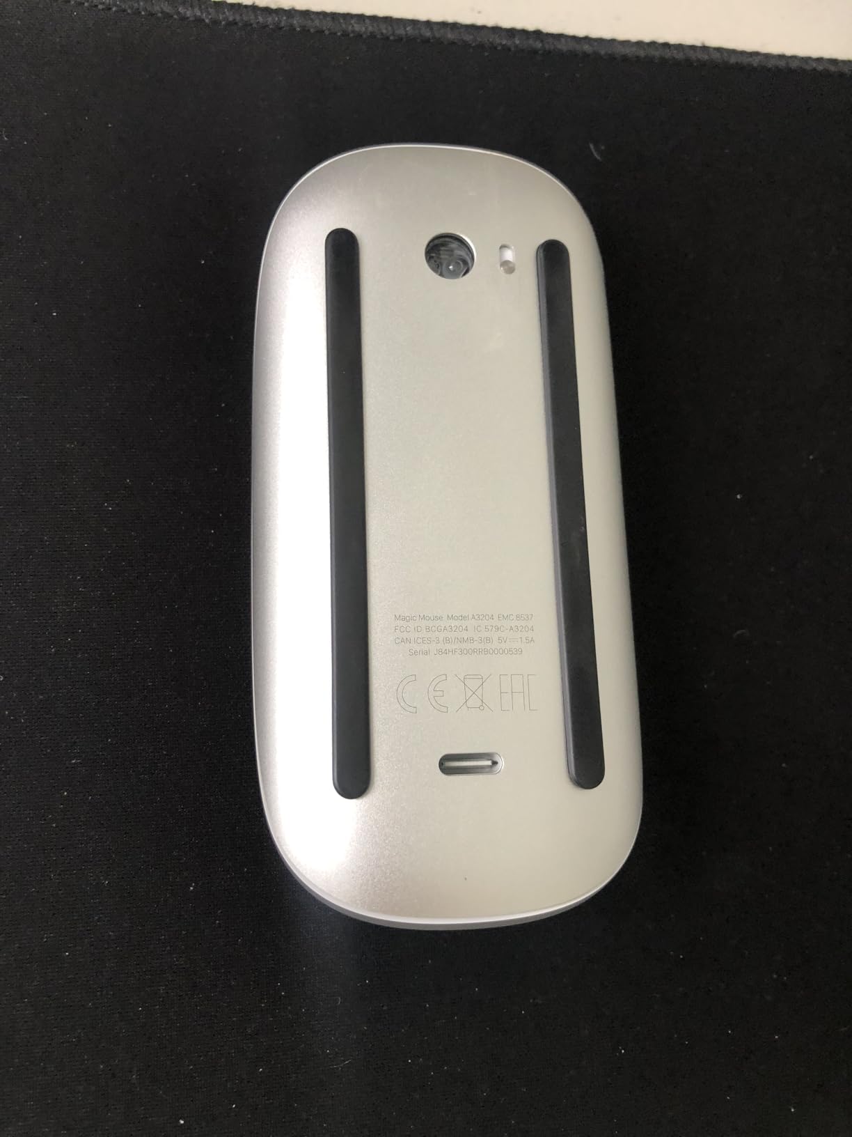Apple Magic Mouse - White Multi-Touch Surface customer photo 1