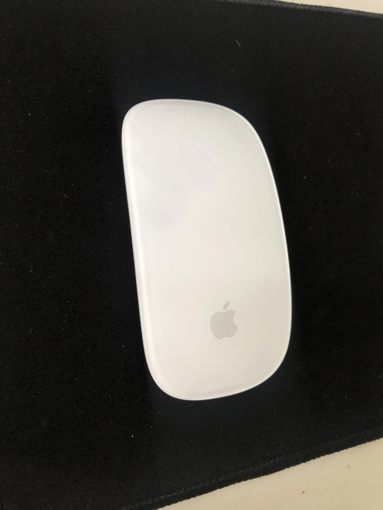 Apple Magic Mouse - White Multi-Touch Surface customer photo 2