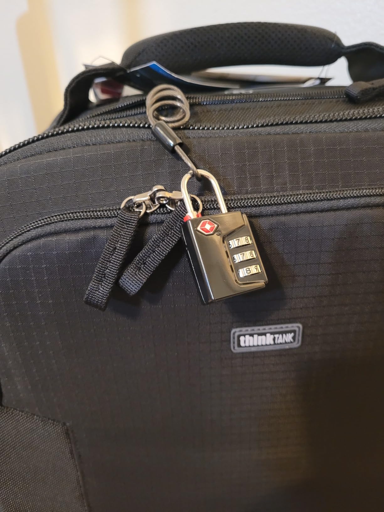 Think Tank Roller Derby V2, 4 Spinner Wheel Rolling Carry-On Case for Camera, Photography and Video Equipment for Travel customer photo 2