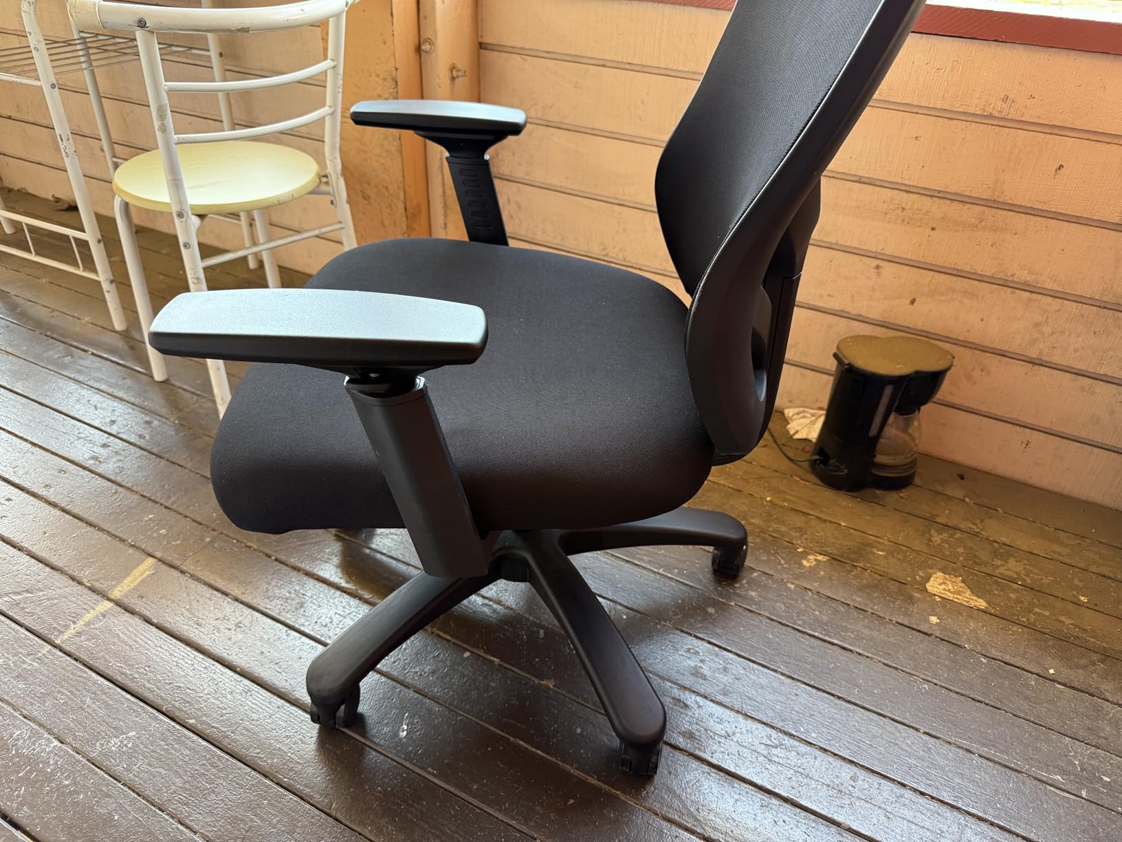 YFO Big and Tall Office Chair 500LBS - Computer Desk Chair with Adjustable Lumbar Support, Heavy Duty Ergonomic Mesh with 360 Rotation 4D Arm and Extra Wide Comfty Seat, Quiet Wheels for Adults, Black customer photo 1