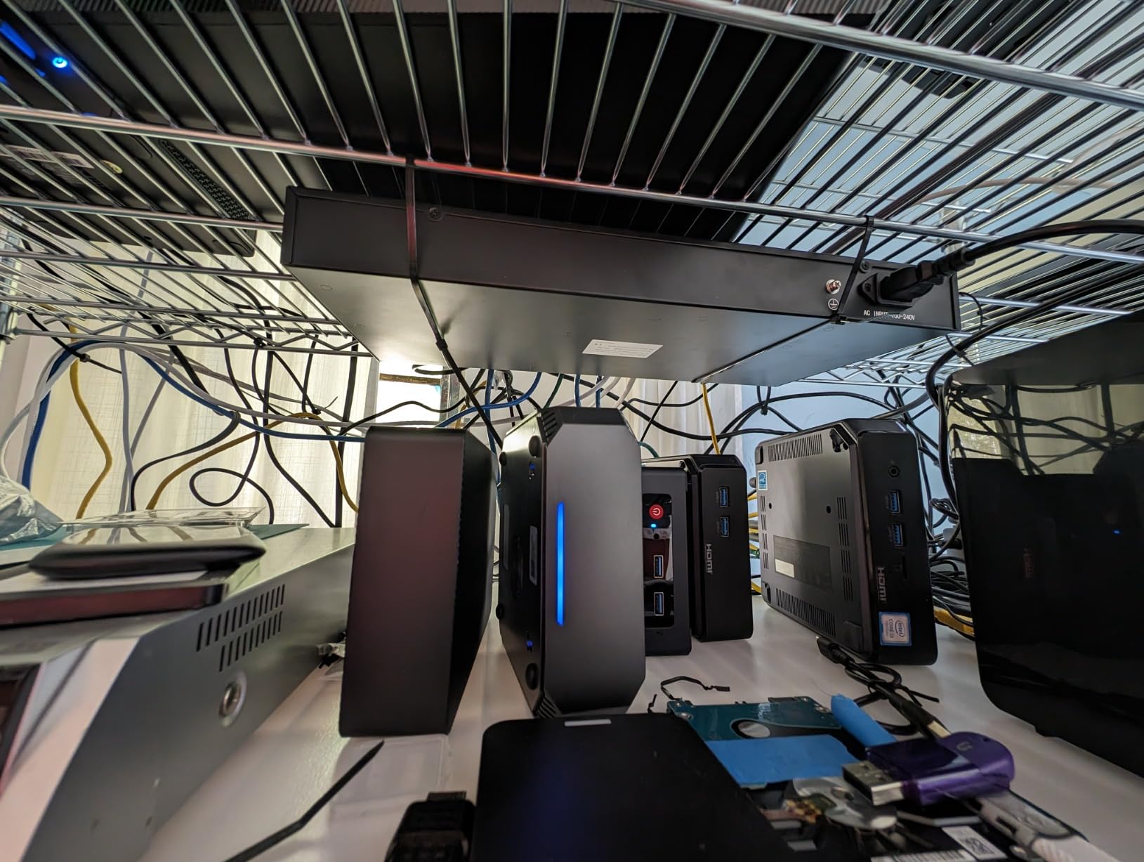 8 Port 2.5Gb Web Managed Ethernet Network Switch with 8 x 2.5 Gigabit | 1 x 10G SFP+ | Work with 10-100-1000Mbps Devices | 60G Bandwidth | Fanless Quiet Metal Internet Switch customer photo 1