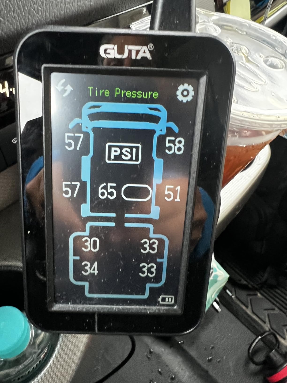 GUTA Tire Pressure Monitoring System, Trailer TPMS with Color Touchscreen Display & 10 Flow Thru Sensor, 6 Alert Modes, Signal Booster, Tire Pressure Monitor for RV, Camper, Semi, 5th Wheel (0-188PSI) customer photo 2