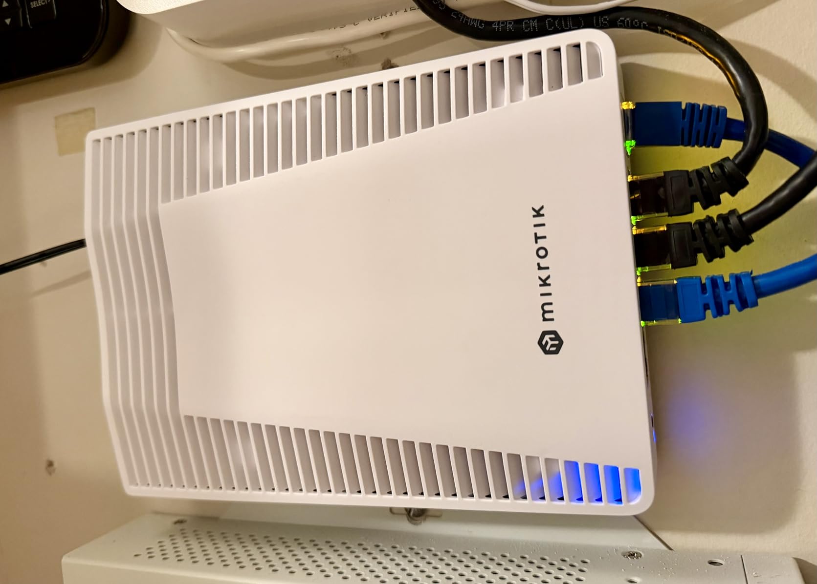 MikroTik (CRS304-4XG-IN) 10 Gigabit Ethernet Switch with 4X 10G Ports customer photo 1