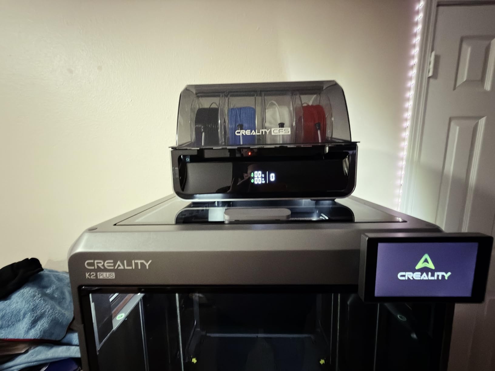 Creality K2 Plus Combo 3D Printer, Multicolor Printing with 16 Colors, 600mm/s High-Speed Printing, Dual AI Cameras for Monitoring, Full-Auto Leveling, Large Build Volume 350x350x350mm customer photo 2
