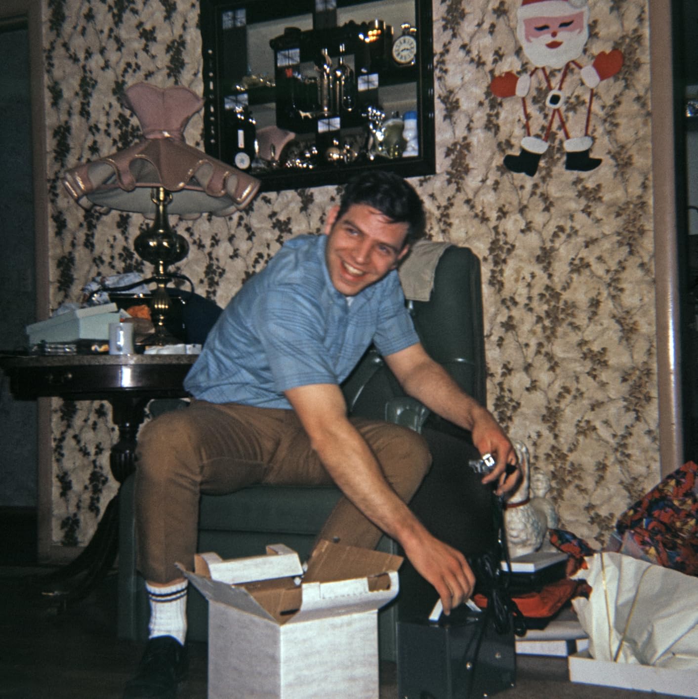 Plustek OpticFilm 135i Ai - Pro-Quality Film & Slide Scanner with 3rd Generation Lens System, Bundle SilverFast Ai Studio 9 + Advanced IT8 Calibration Target (3 Slide) customer photo 2